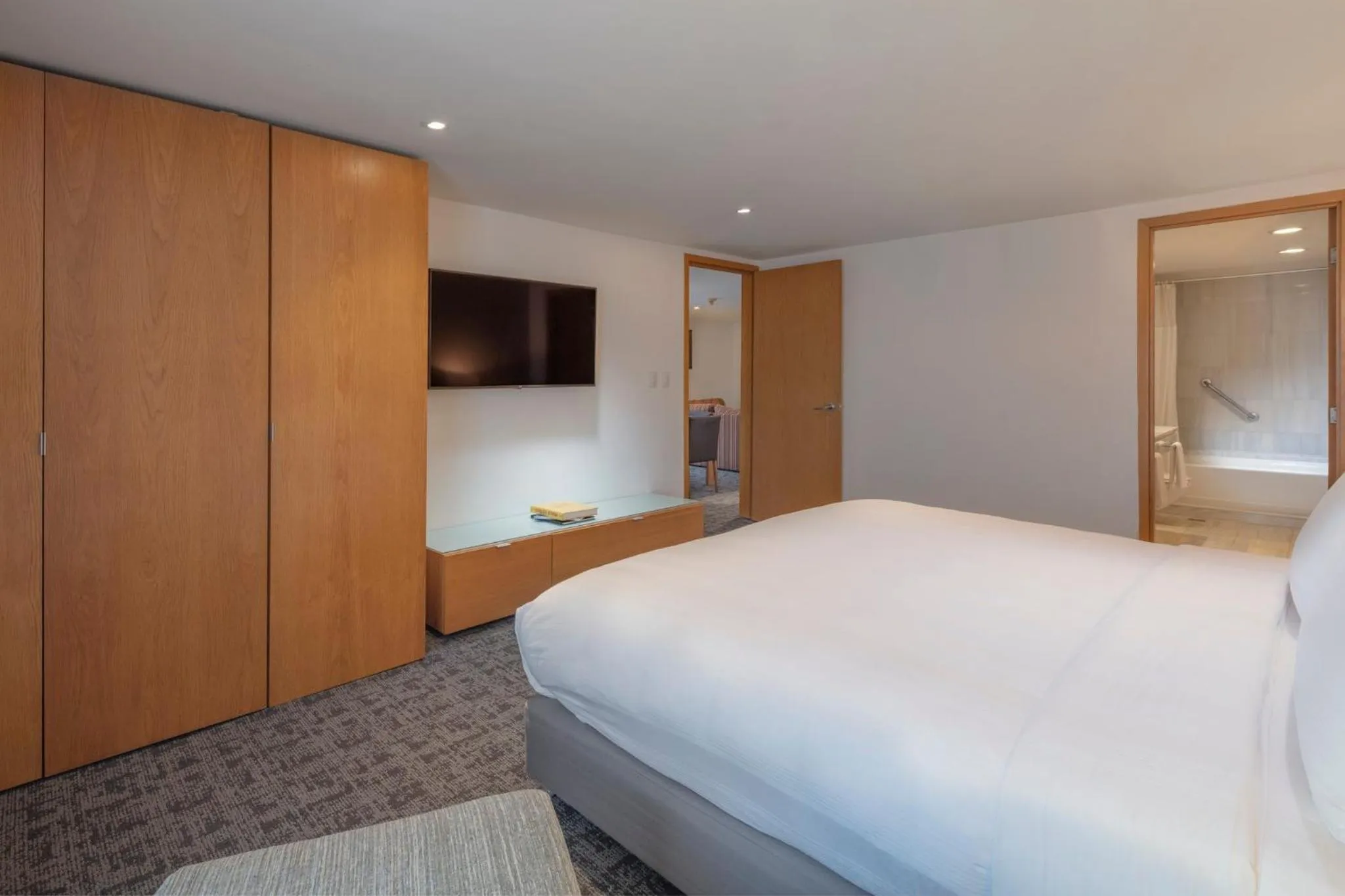 Photo of the whole room, Bed in Presidente InterContinental Puebla by IHG