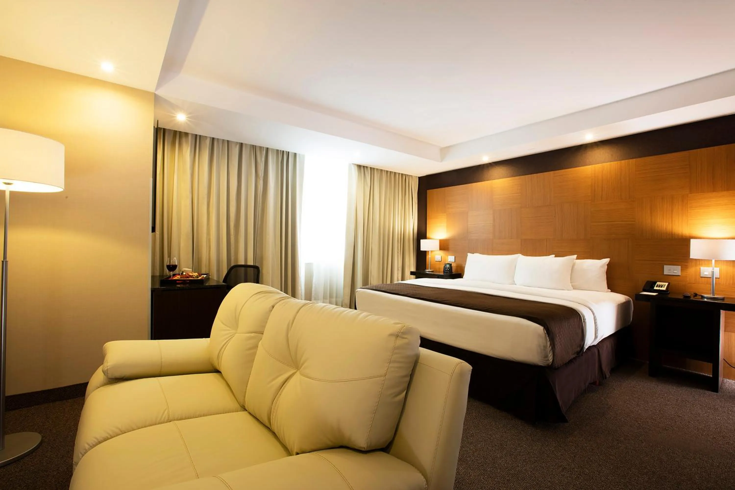 Bed in Krystal Urban Aeropuerto Ciudad de Mexico