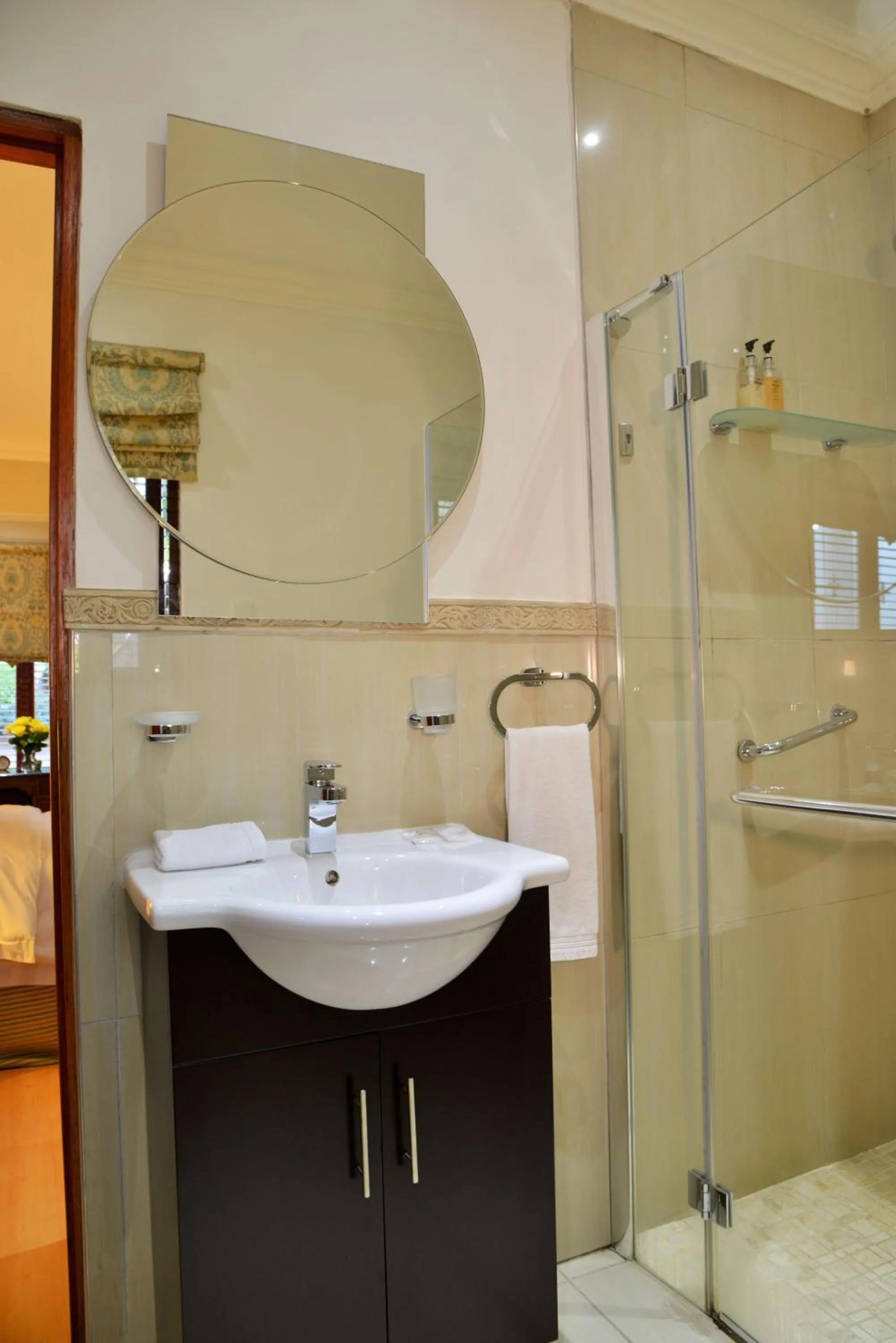 Bathroom in Bellgrove Guest House Sandton