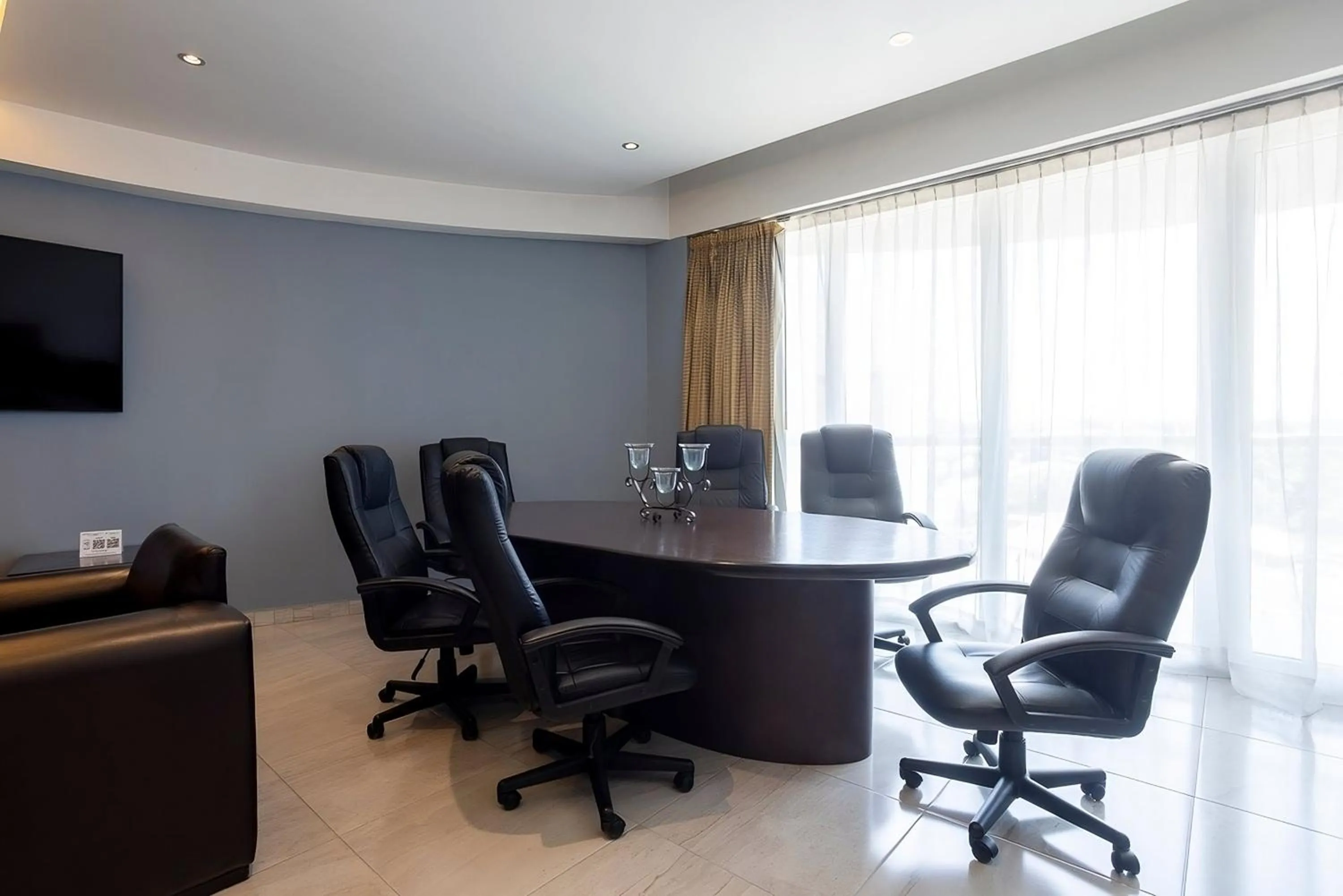 Photo of the whole room in Holiday Inn Puebla Finsa by IHG