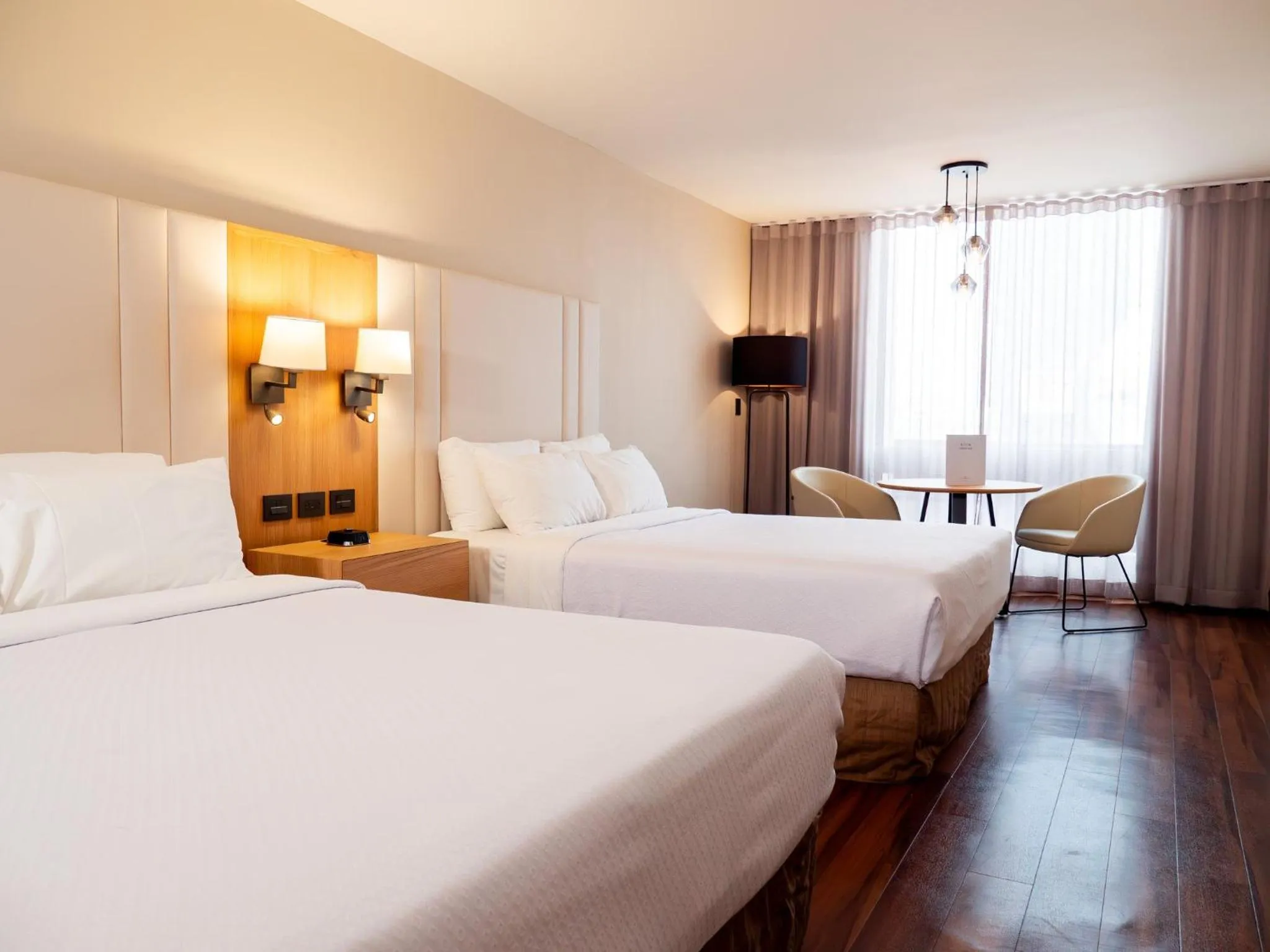 Photo of the whole room, Bed in Crowne Plaza Hotel Monterrey by IHG