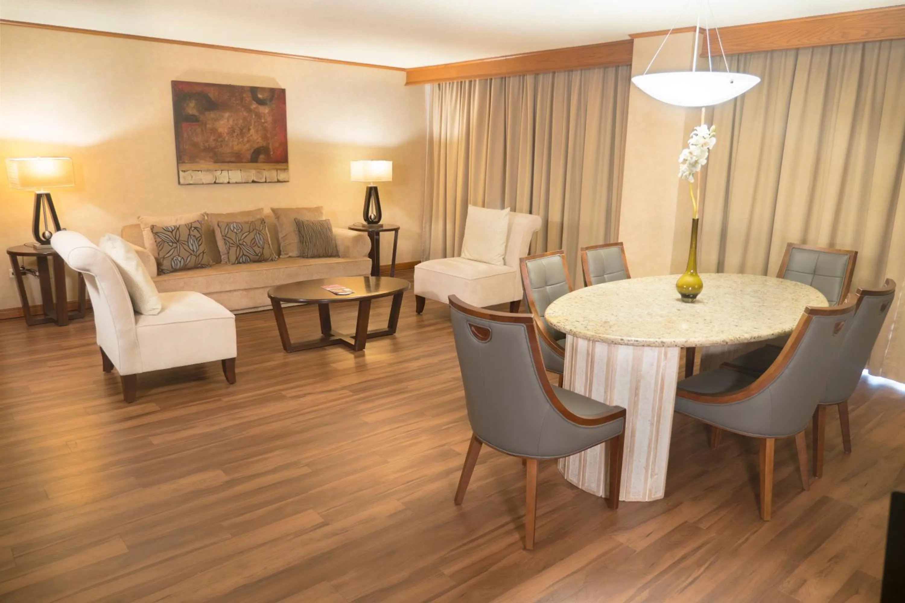 Photo of the whole room in Crowne Plaza Hotel Monterrey by IHG