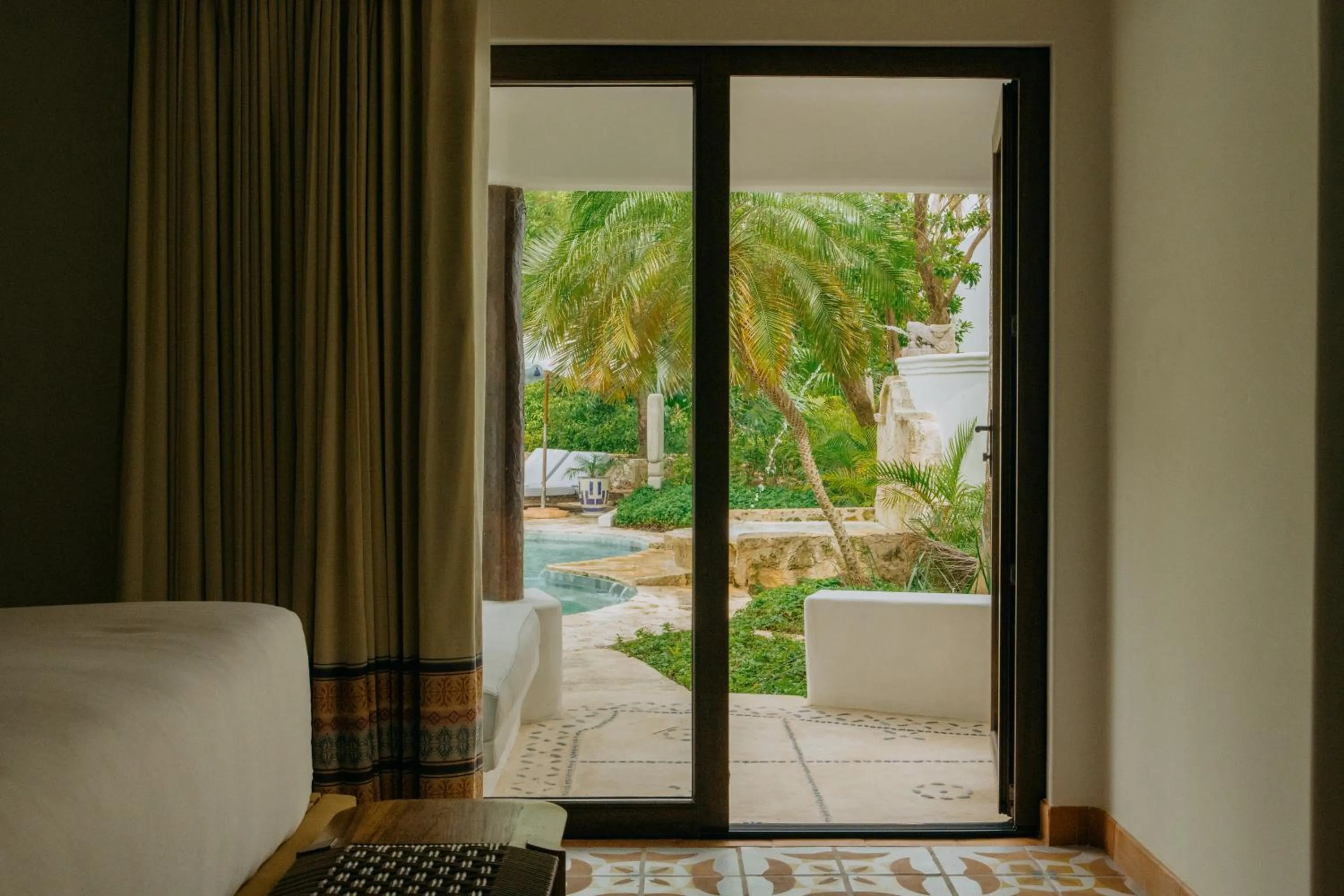 Garden view, Bed in Maroma, A Belmond Hotel, Riviera Maya