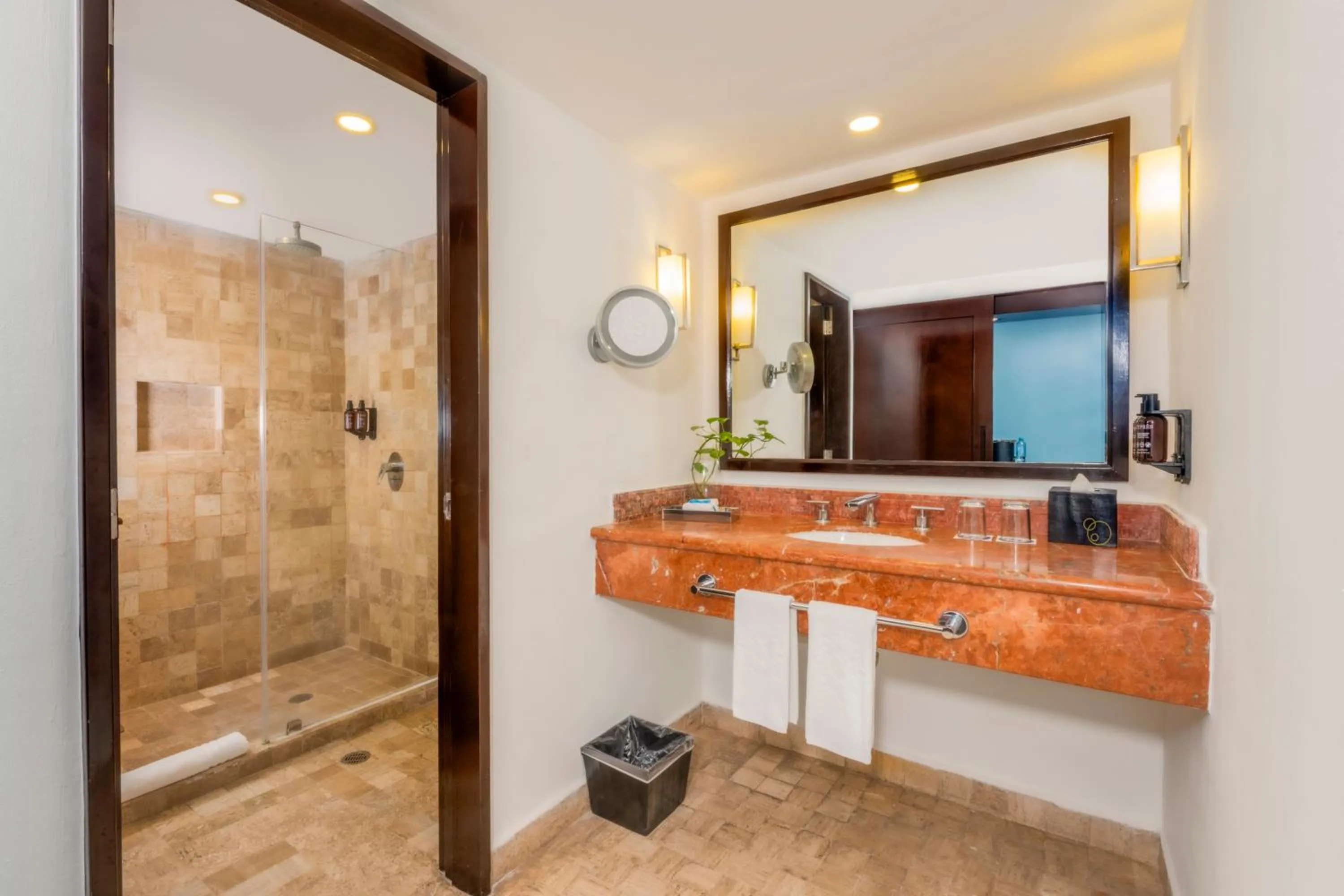 Bathroom in Krystal Grand Cancun All Inclusive