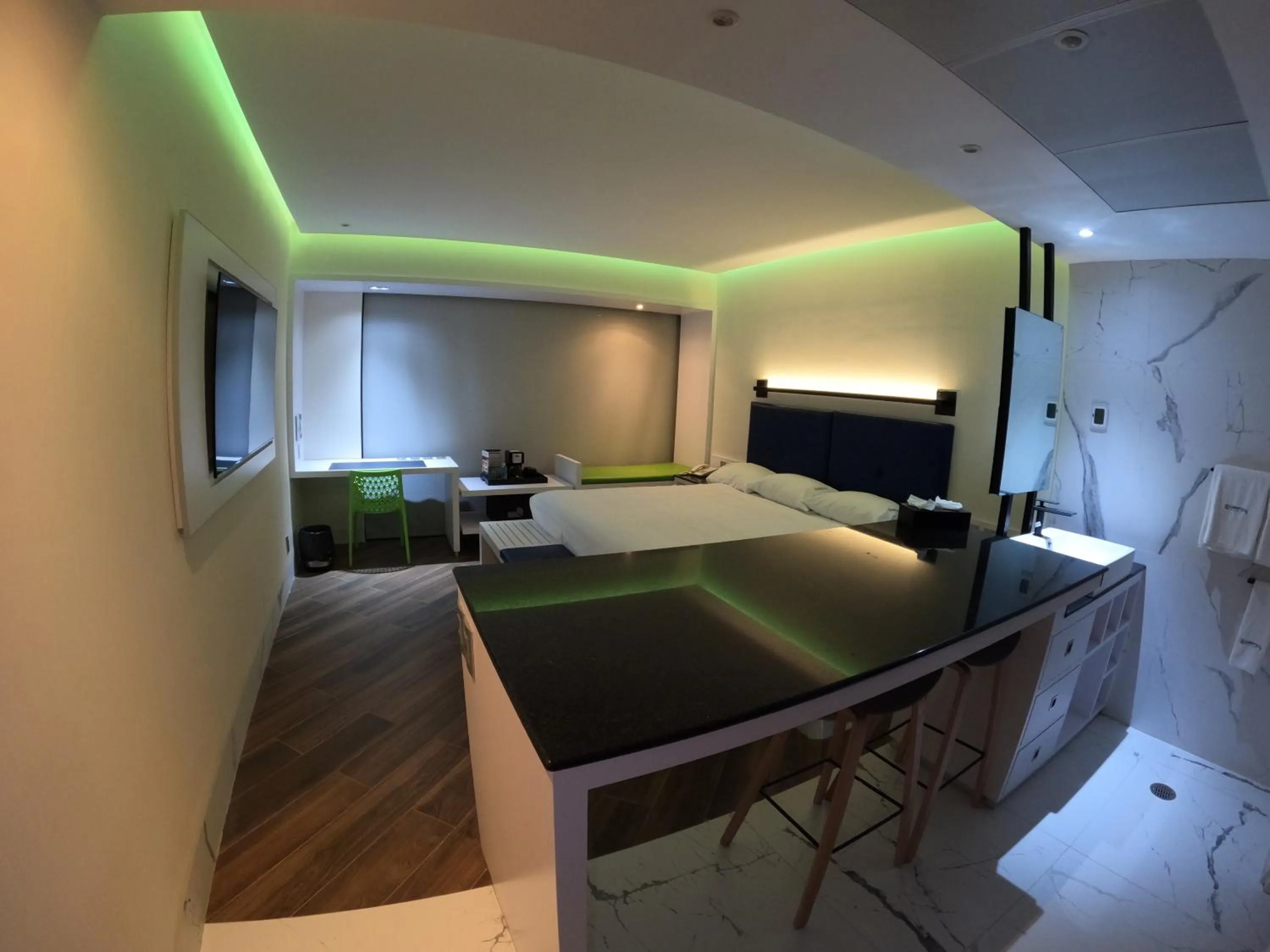 Bed in WeEnjoy Hotels Grand Prix Aeropuerto CDMX