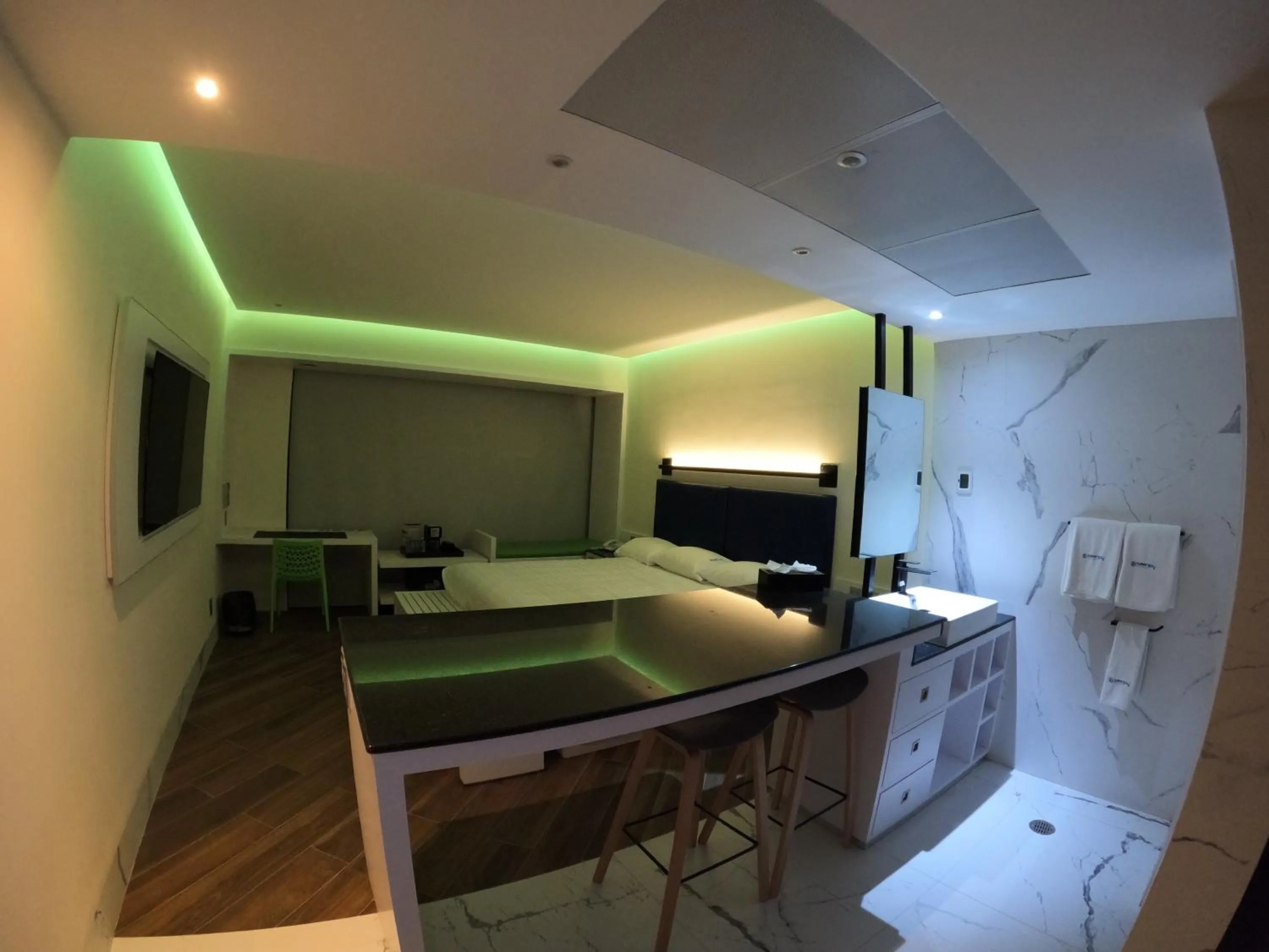 Bedroom in WeEnjoy Hotels Grand Prix Aeropuerto CDMX