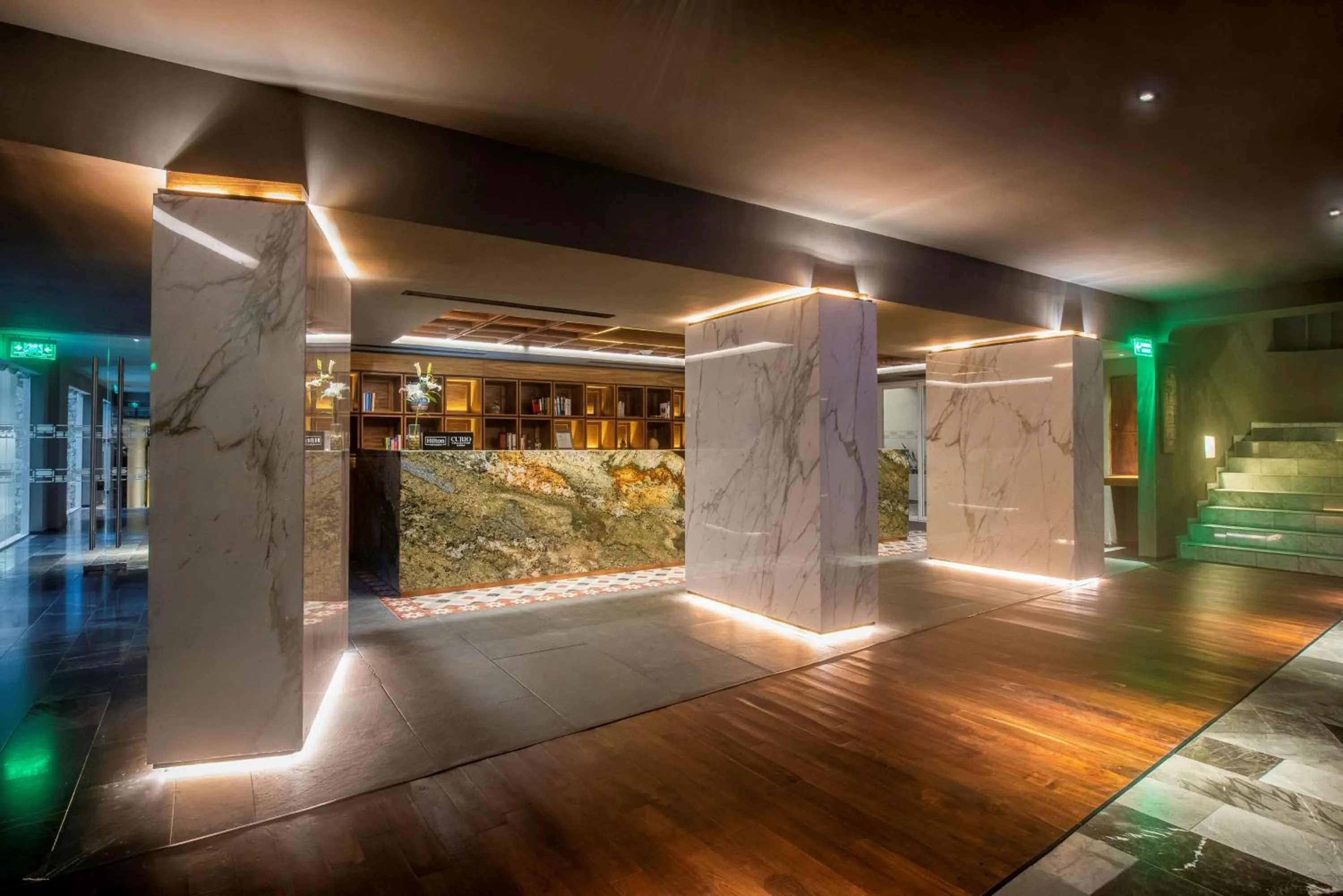 Lobby or reception in Villa Mercedes Curio Collection By Hilton