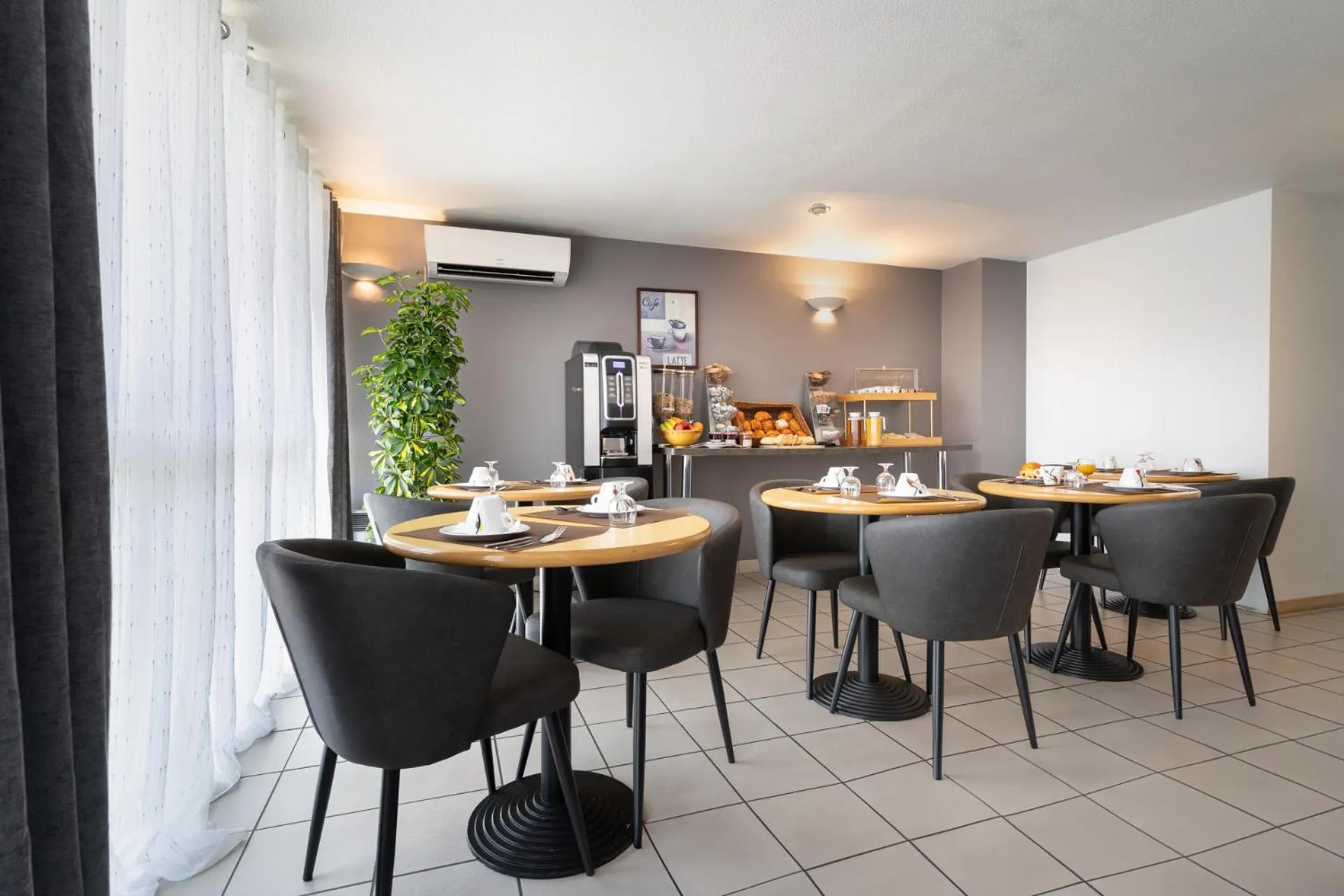 Séjours & Affaires Annecy Le Pont Neuf