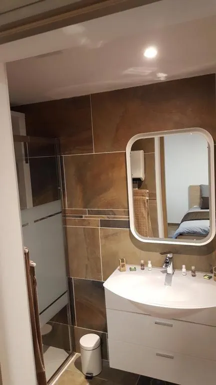 Bathroom in Le Domaine de Wail - Legends Resort