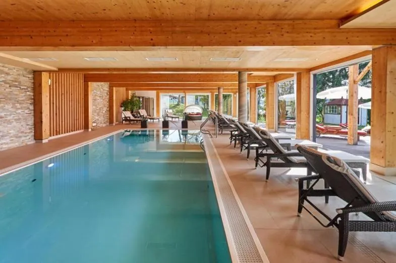 Swimming pool in Landhaus Ramsau