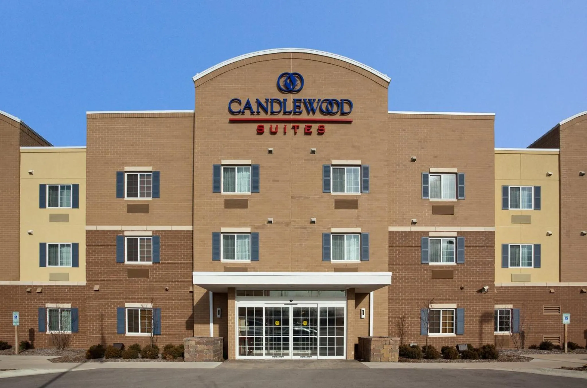 Property building in Candlewood Suites Milwaukee Airport - Oak Creek by IHG
