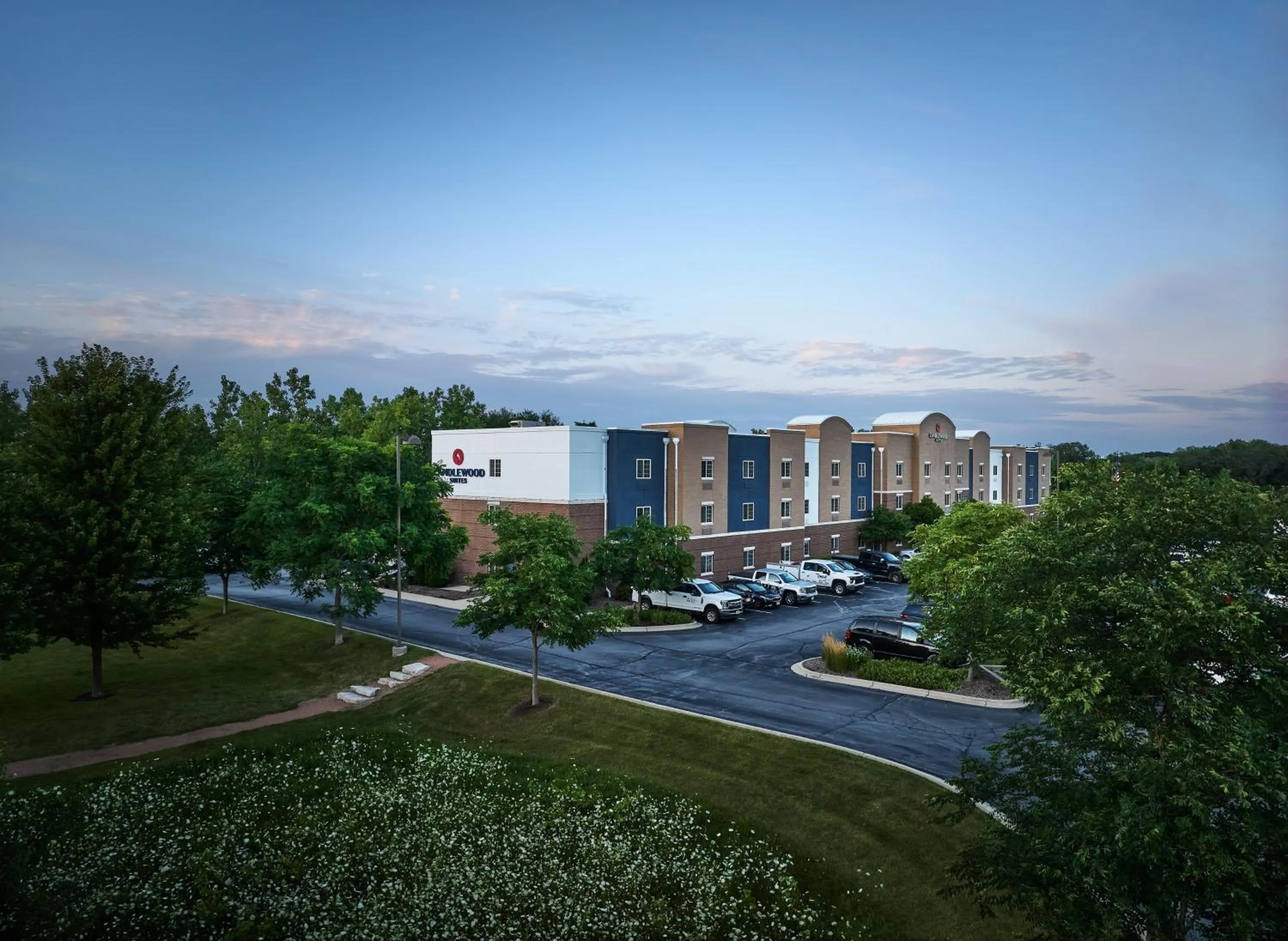 Property building in Candlewood Suites Milwaukee Airport - Oak Creek by IHG