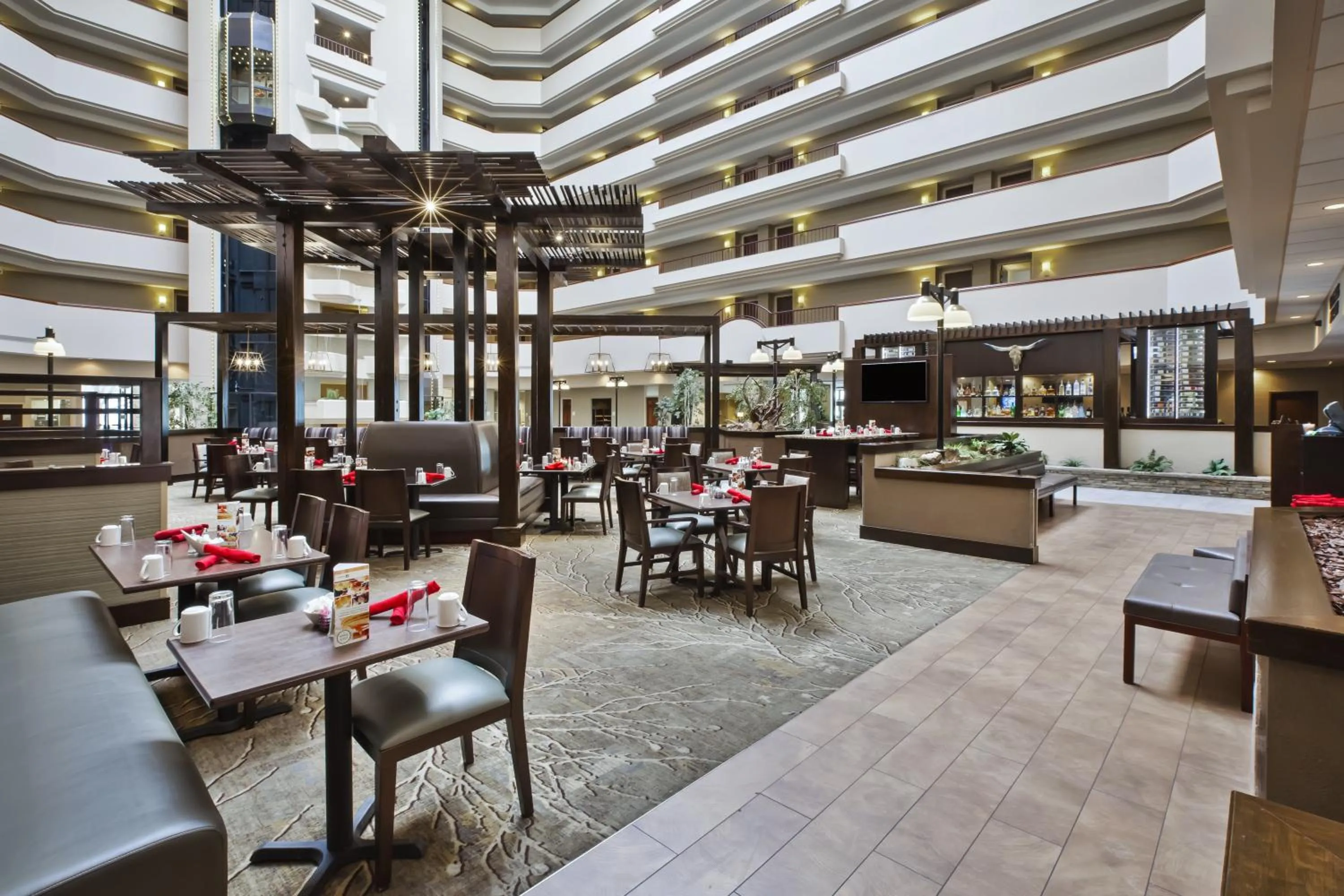Restaurant/places to eat in DoubleTree by Hilton Rapid City Downtown Convention Center