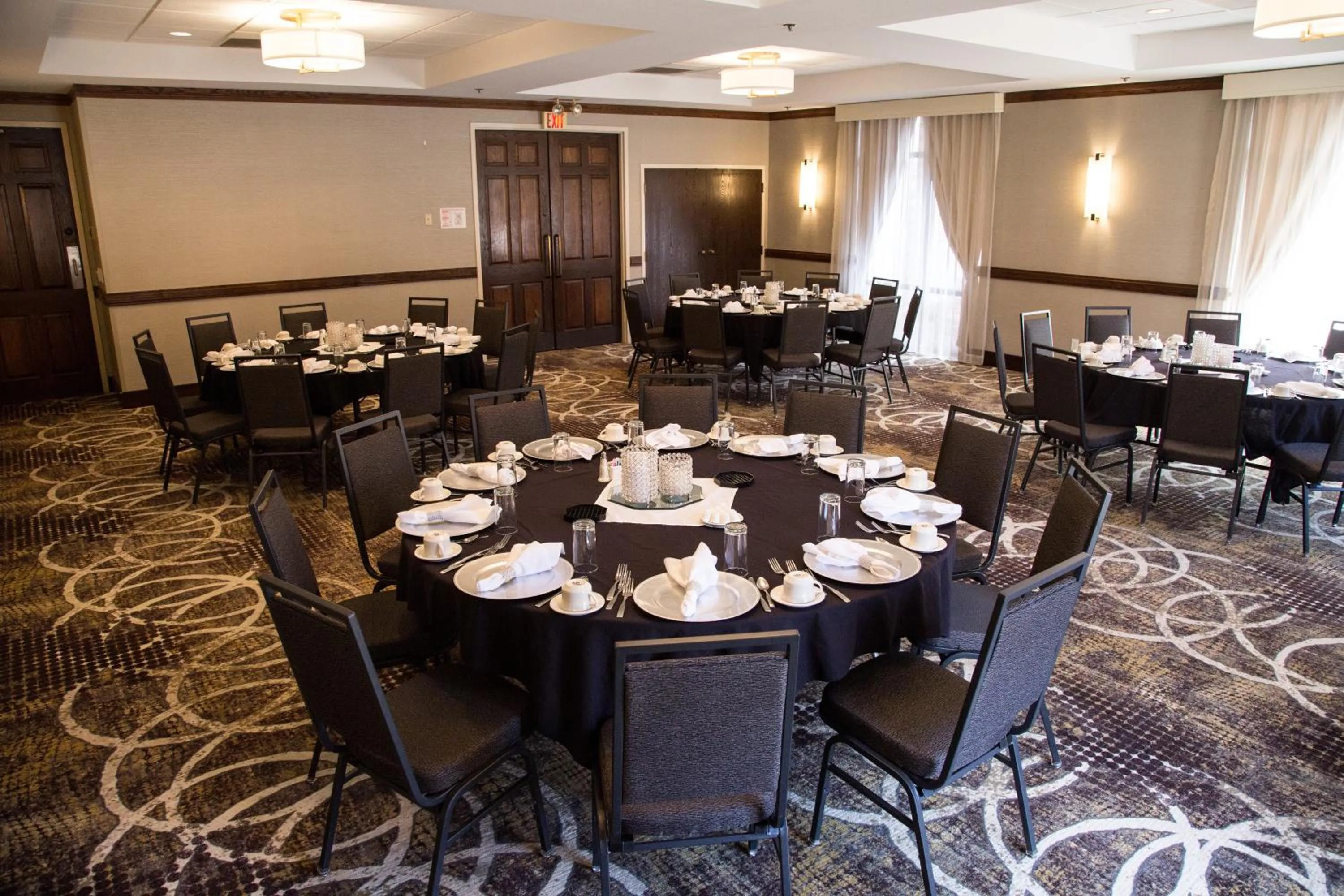 Meeting/conference room in DoubleTree by Hilton Rapid City Downtown Convention Center