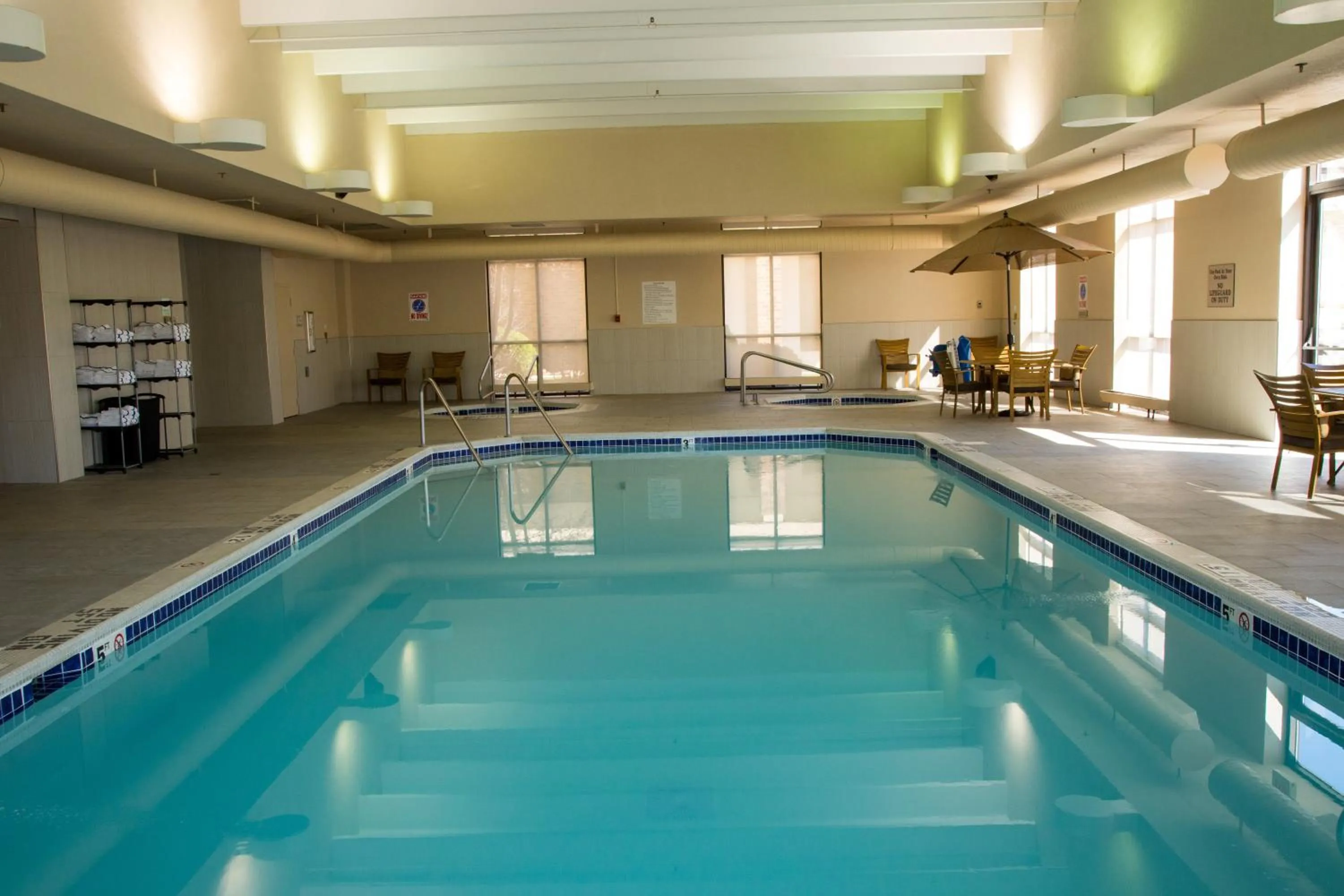 Swimming pool in DoubleTree by Hilton Rapid City Downtown Convention Center
