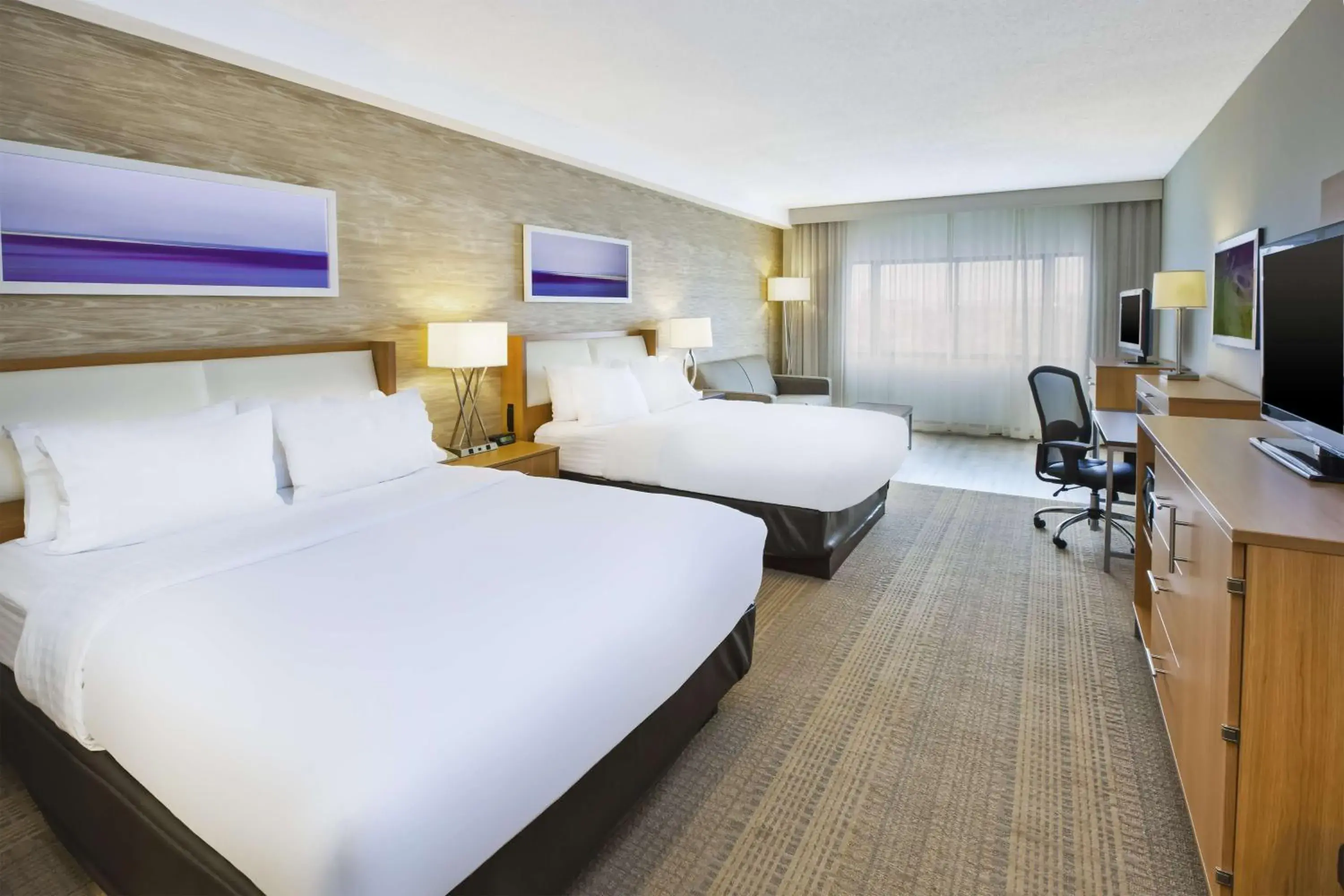 Junior Queen Suite with Two Queen Beds and City View in DoubleTree by Hilton Rapid City Downtown Convention Center Junior Queen Suite with Two Queen Beds and City View in DoubleTree by Hilton Rapid City Downtown Convention Center