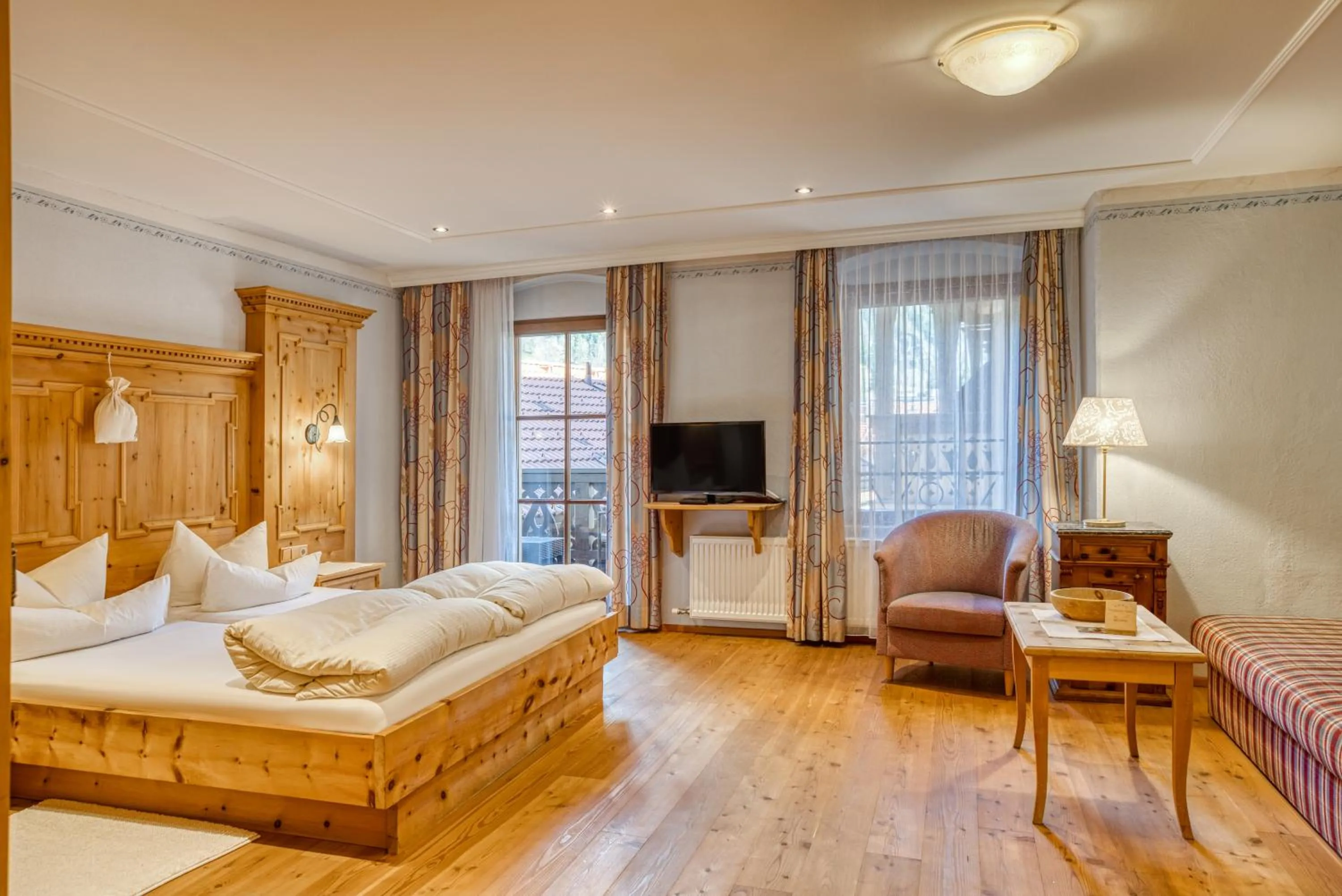 Bedroom, Bed in Posthotel Kassl 4-Sterne-Superior