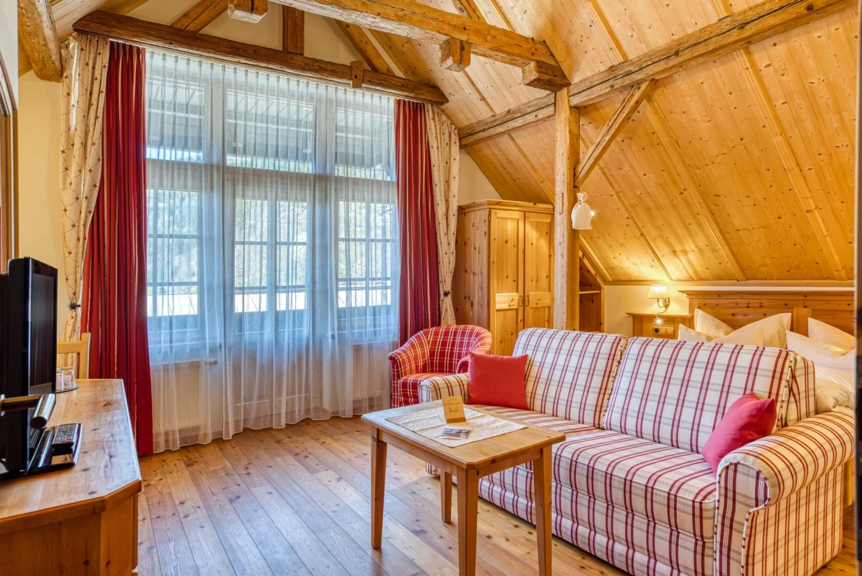 Bedroom in Posthotel Kassl 4-Sterne-Superior