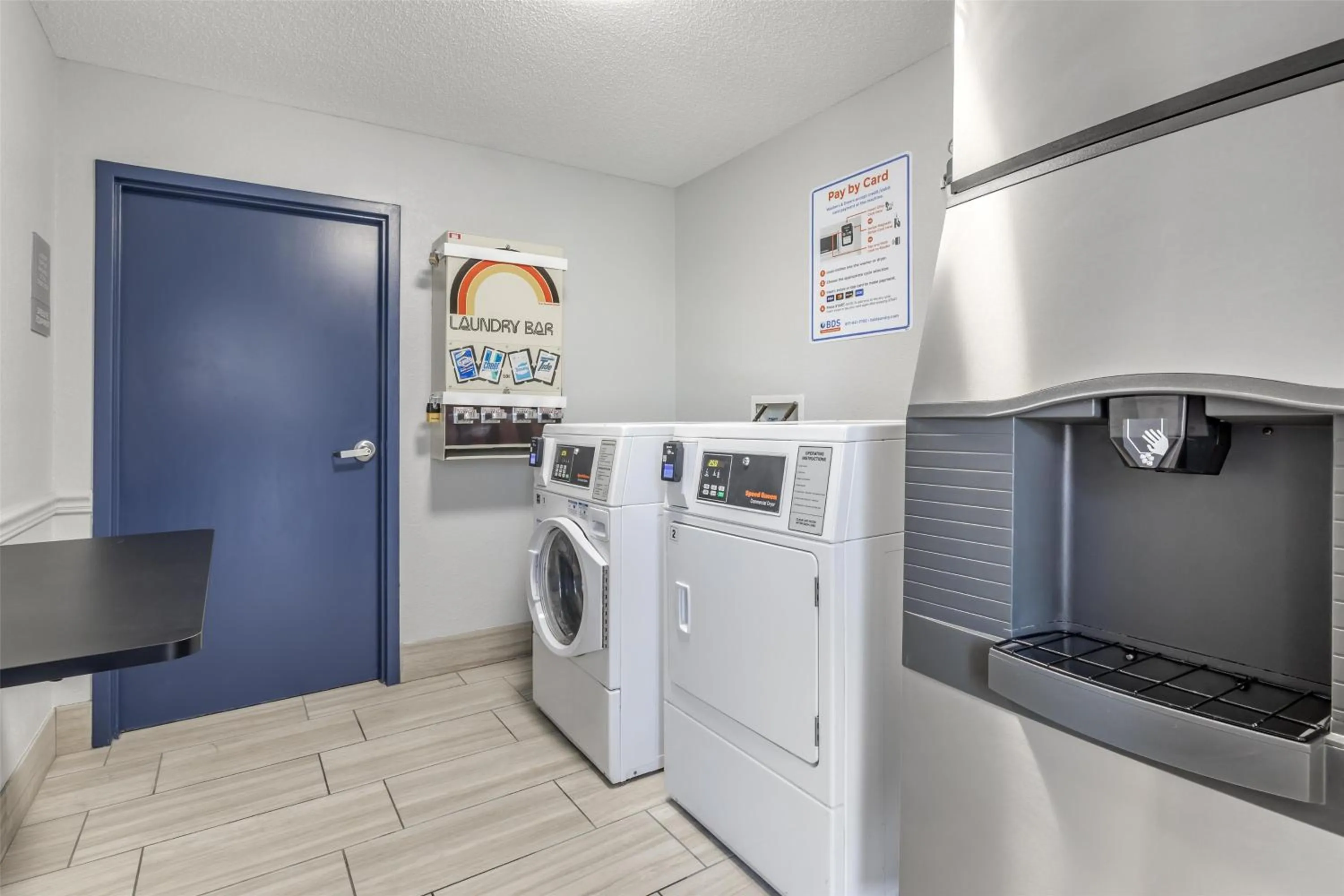 laundry in Spark by Hilton La Crosse Onalaska