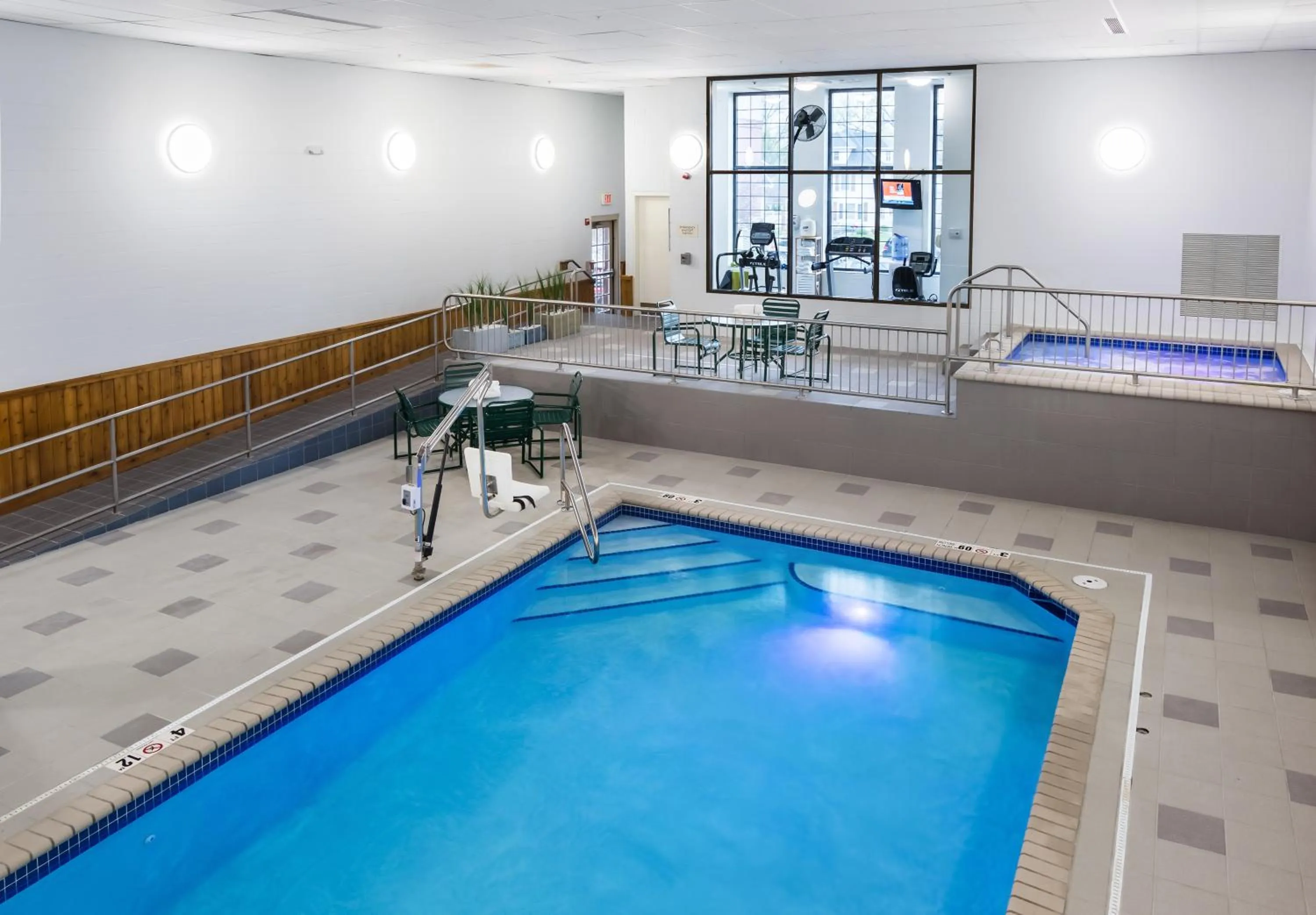 Swimming pool in Aspen Suites - Rochester