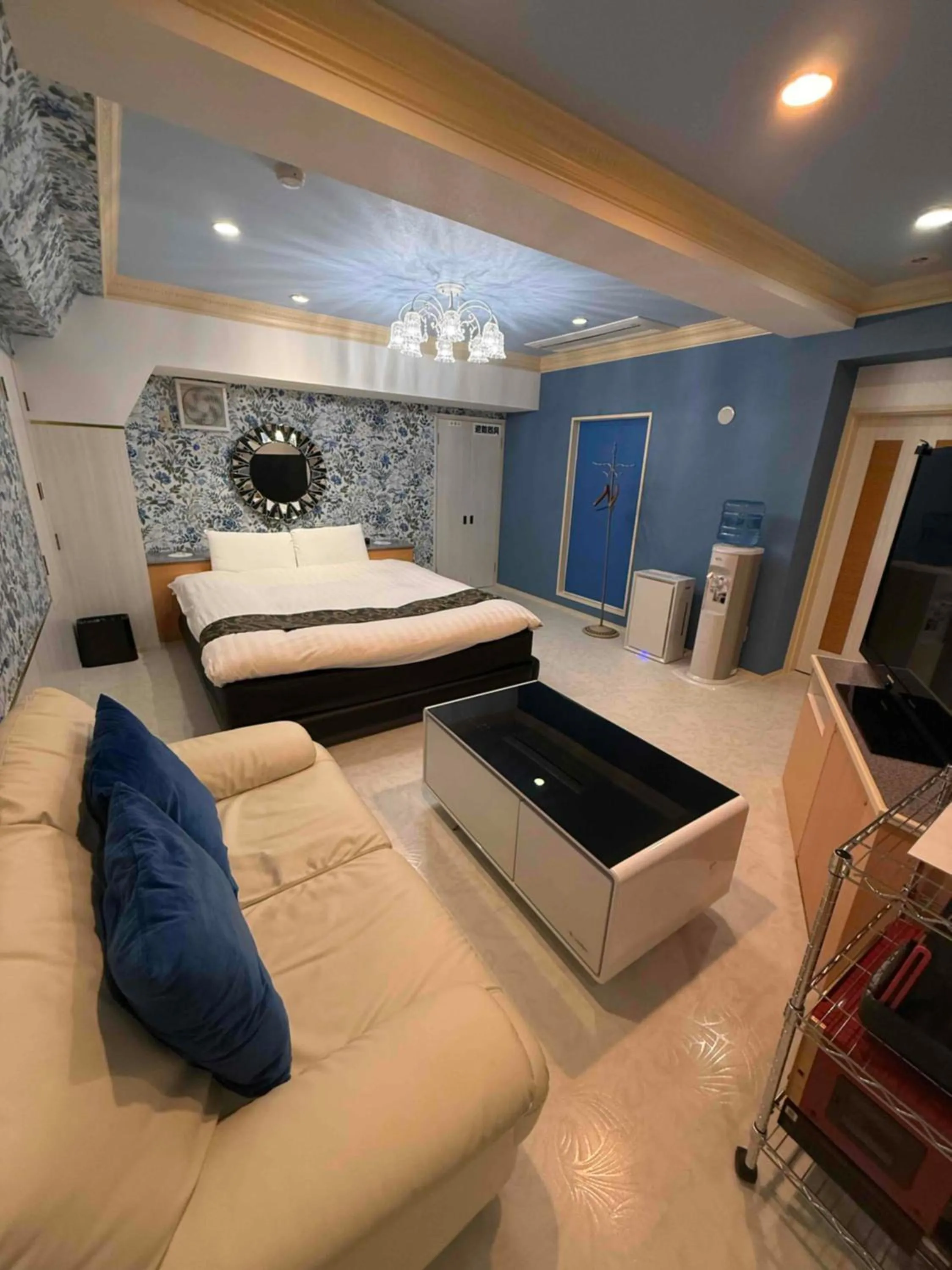 Bed in Nuda by H-Seven (Adult Only)