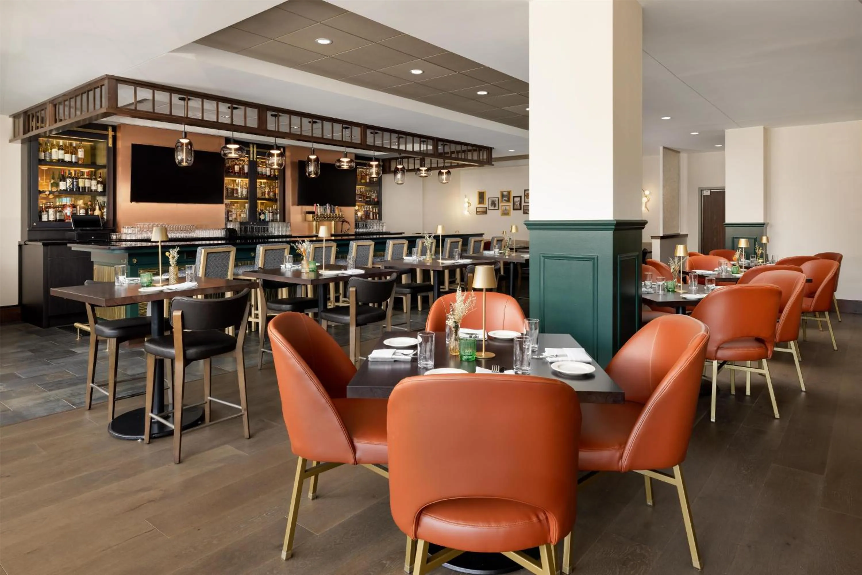 Lounge or bar in Doubletree By Hilton Concord Downtown