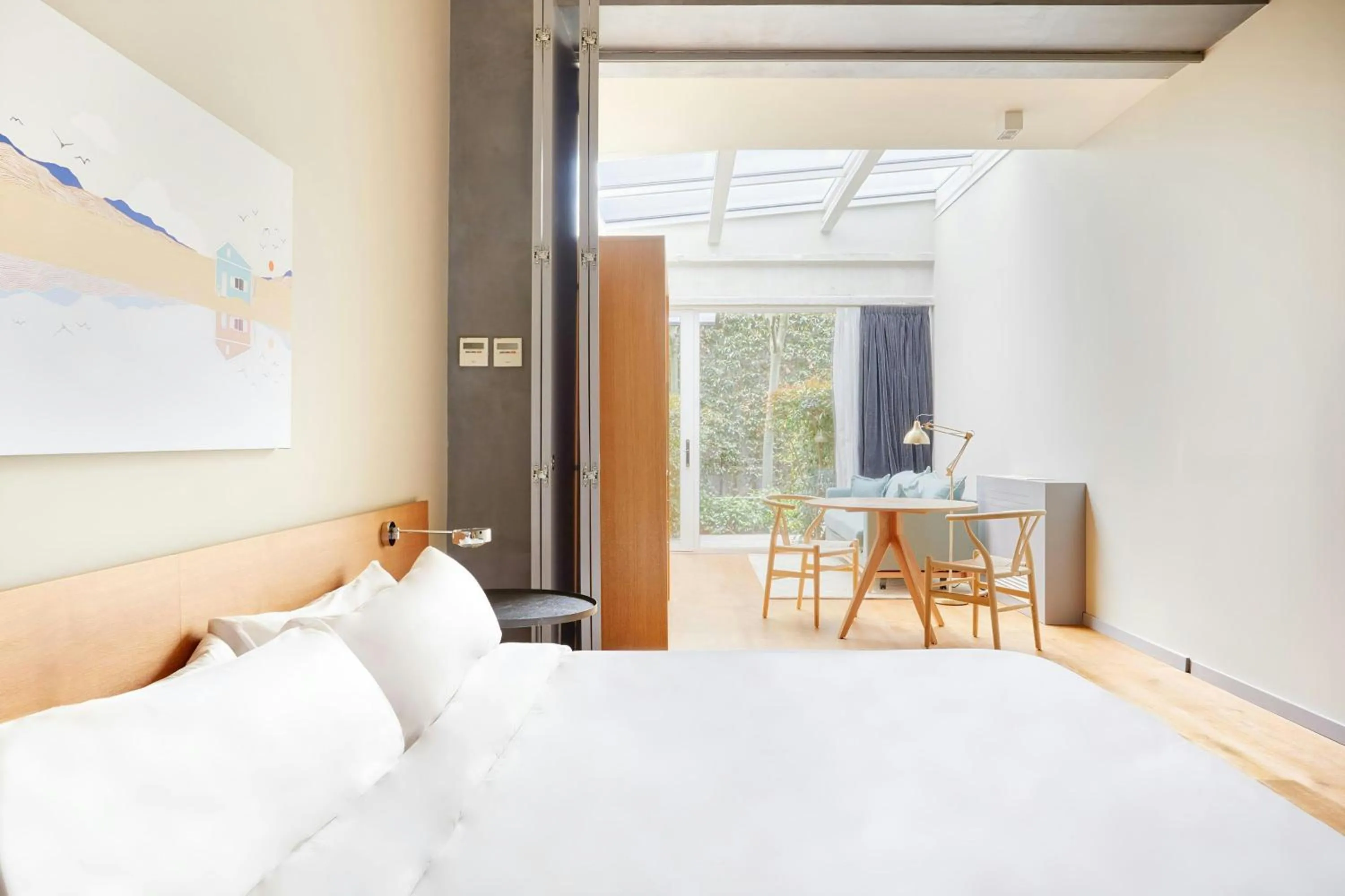 Bedroom, Bed in Le Palacete Hotel Gracia District, Sonder by Marriott Bonvoy