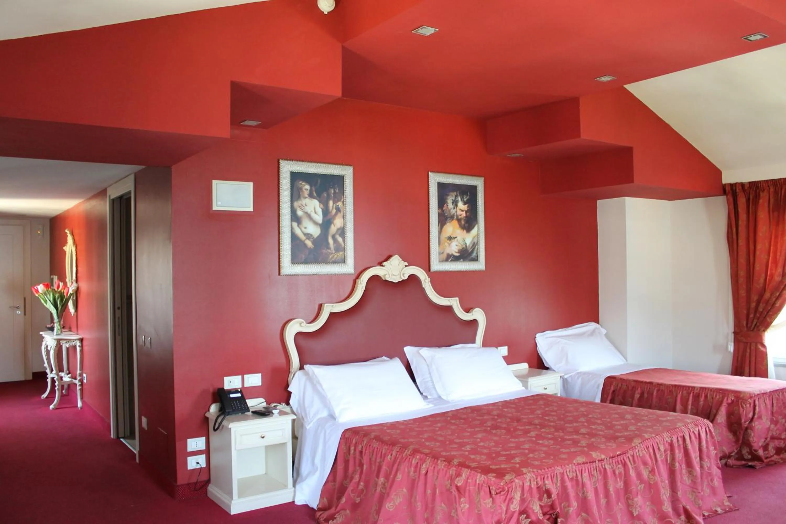 Bedroom, Bed in Hotel Capovilla