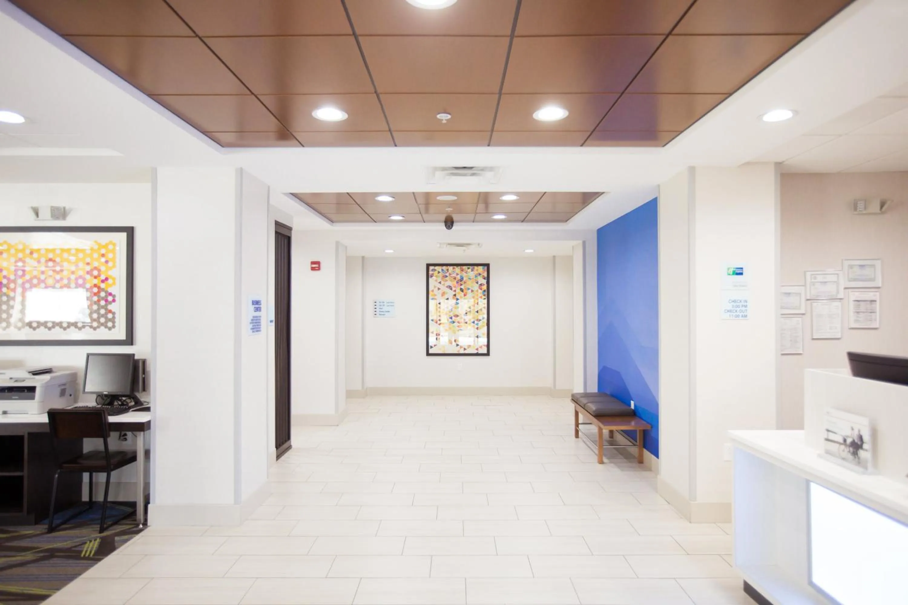 Property building in Holiday Inn Express & Suites Knoxville-Farragut by IHG