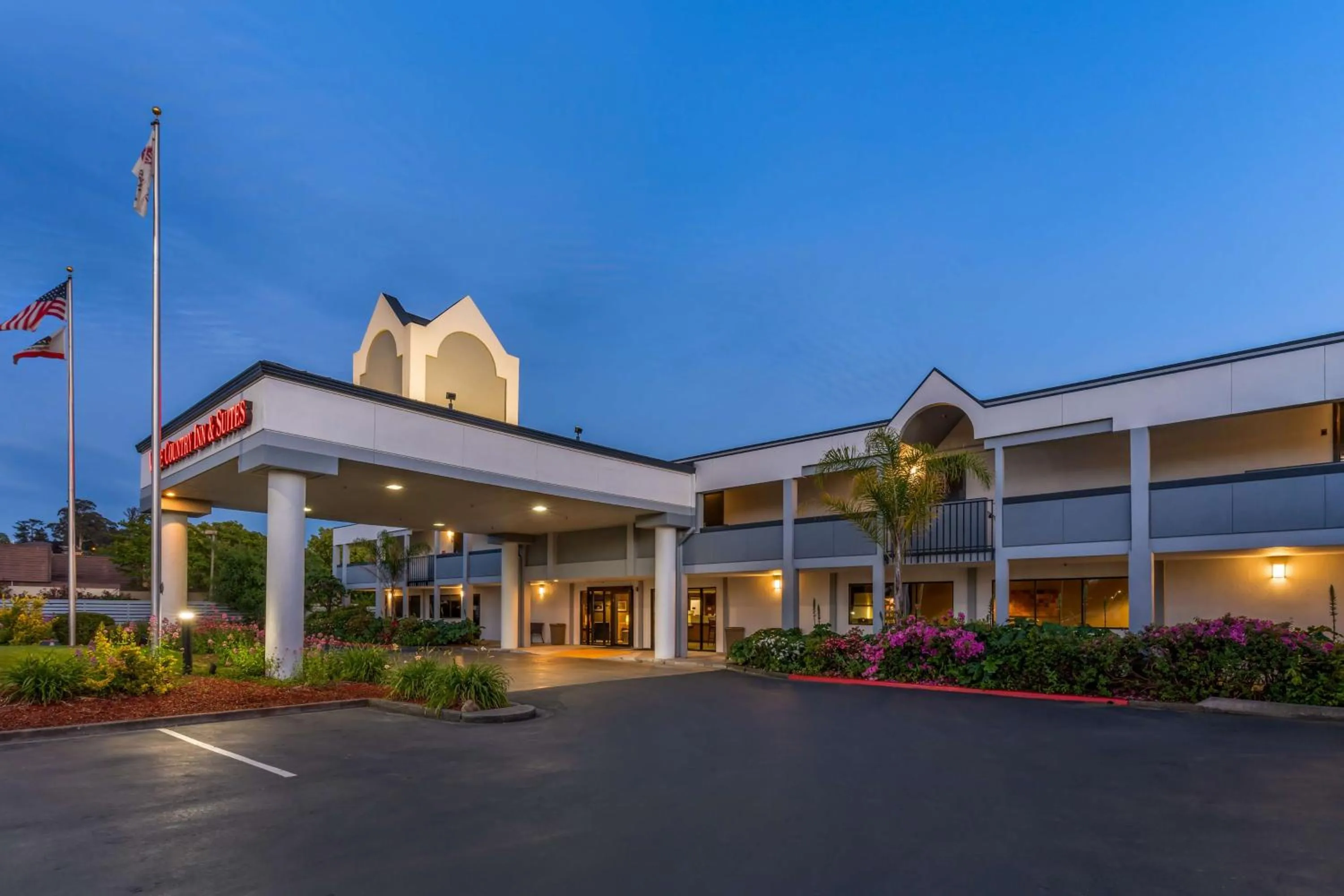 Property building in Best Western Plus Wine Country Inn & Suites