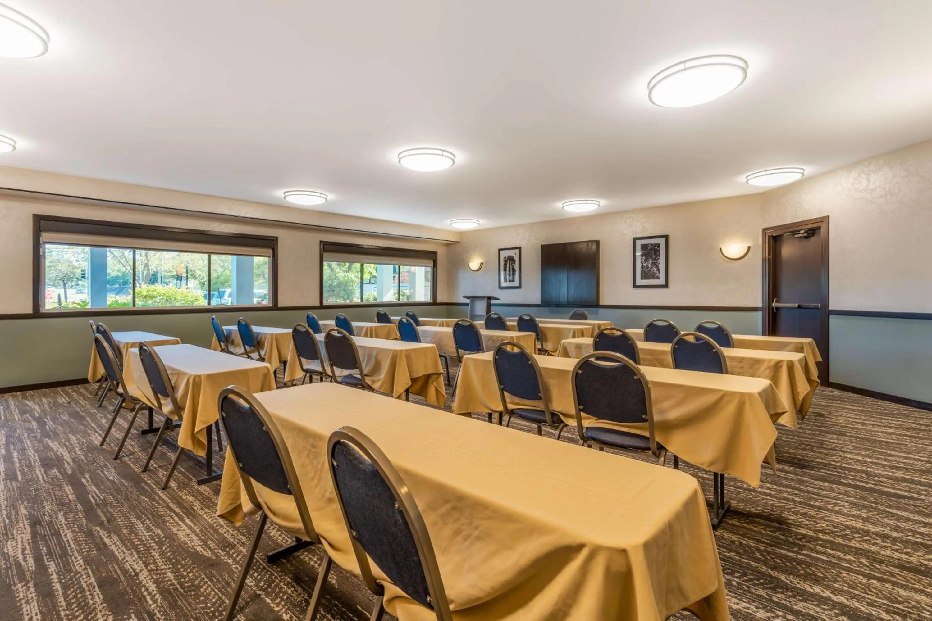 Meeting/conference room in Best Western Plus Wine Country Inn & Suites