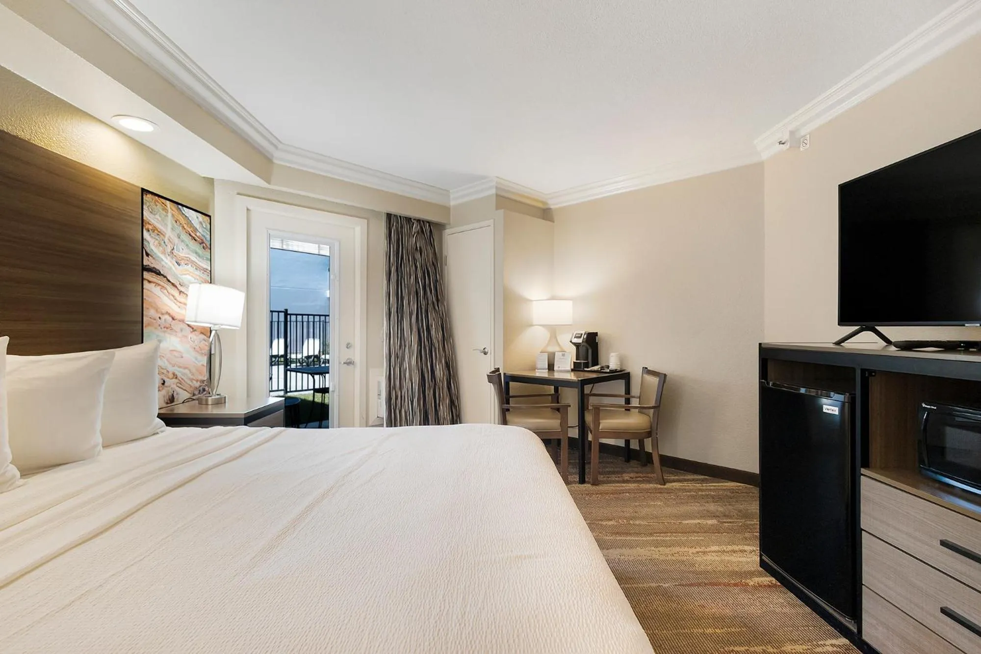 Bedroom, Bed in Best Western Plus Wine Country Inn & Suites