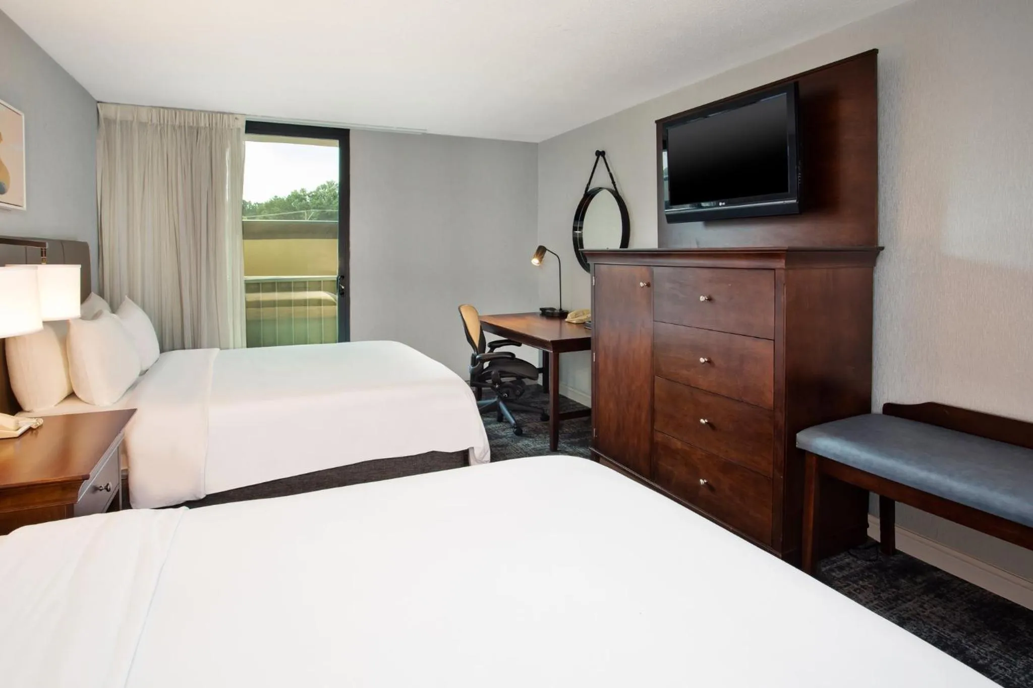 Photo of the whole room in Crowne Plaza Chicago-Northbrook, an IHG Hotel