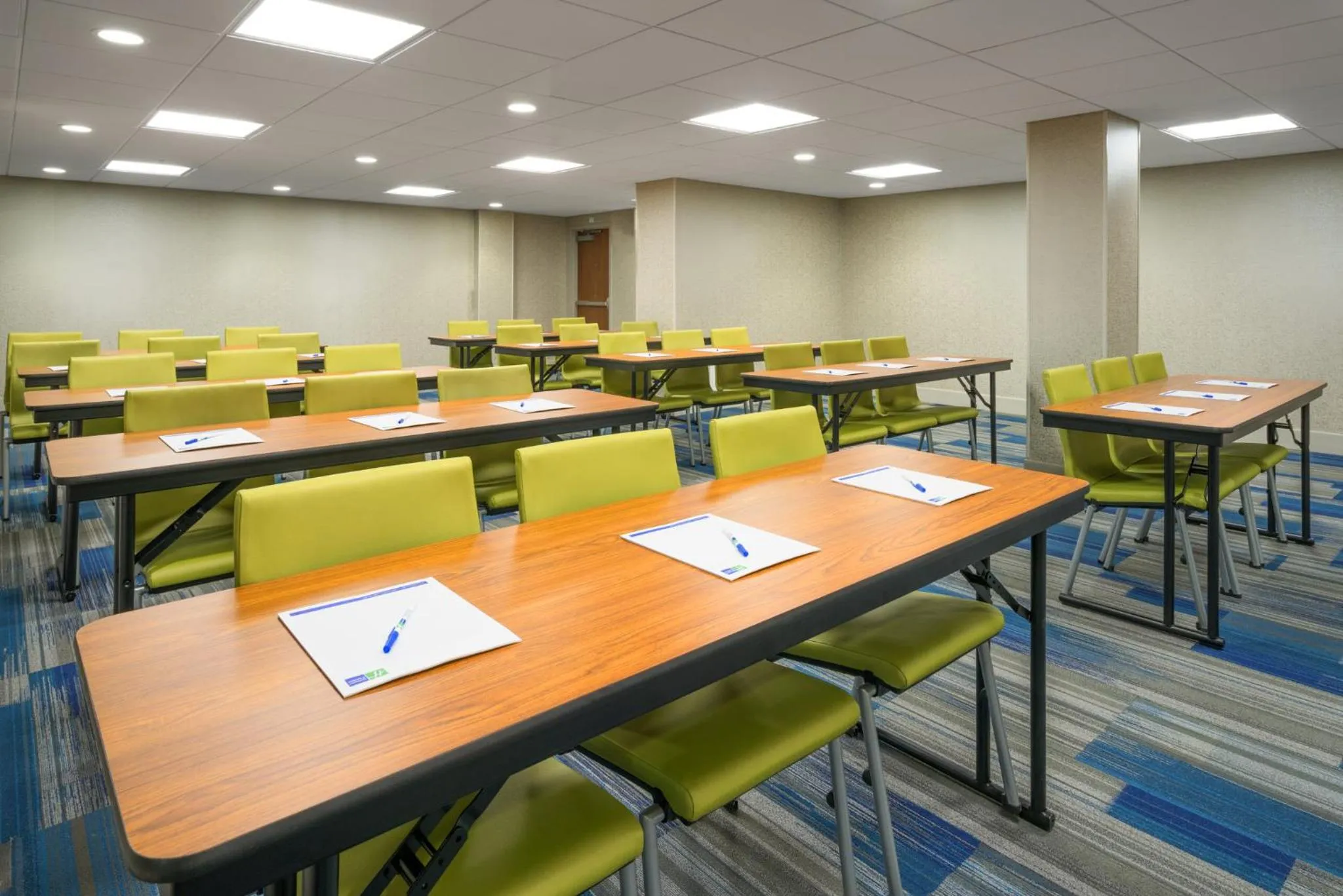 Meeting/conference room in Holiday Inn Express & Suites Ft. Washington - Philadelphia by IHG