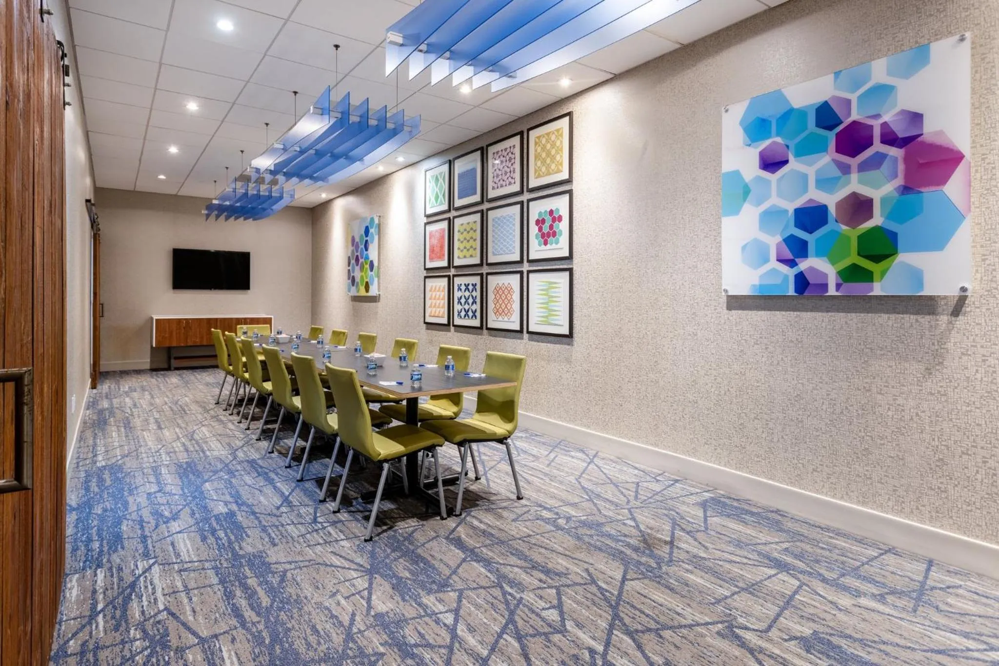 Meeting/conference room in Holiday Inn Express & Suites Ft. Washington - Philadelphia by IHG