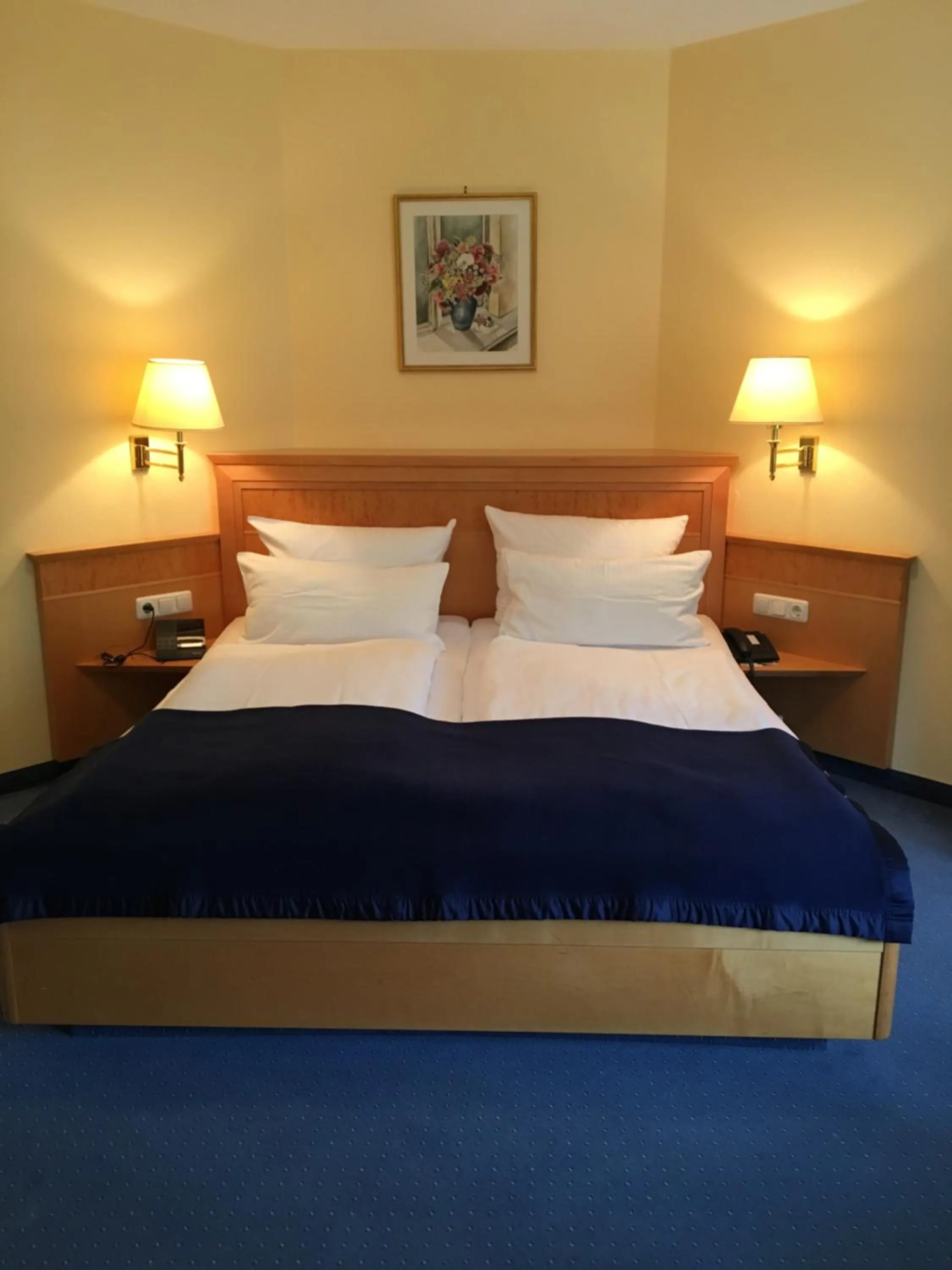 Photo of the whole room, Bed in Hotel Springiersbacher-Hof