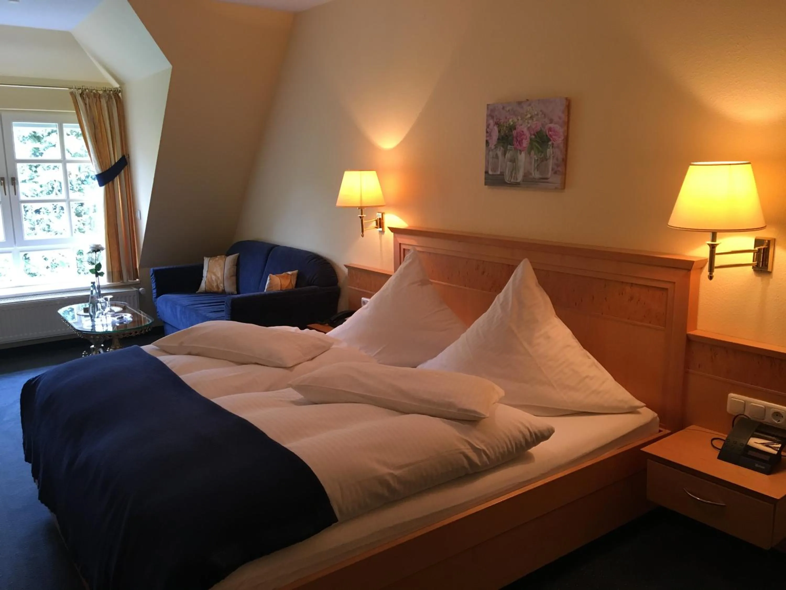 Photo of the whole room, Bed in Hotel Springiersbacher-Hof