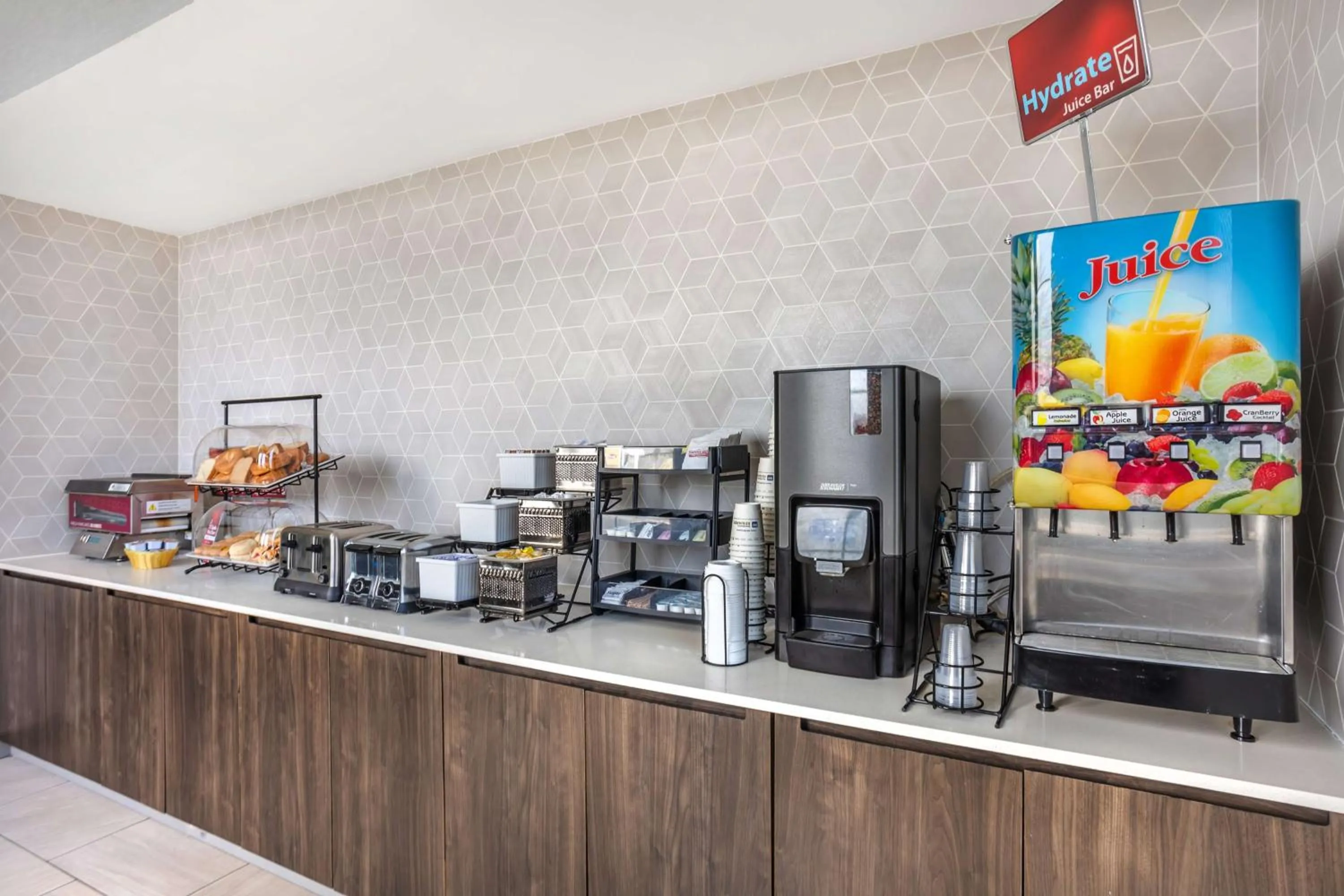 Breakfast in Best Western Plus Wilkes Barre-Scranton Airport Hotel