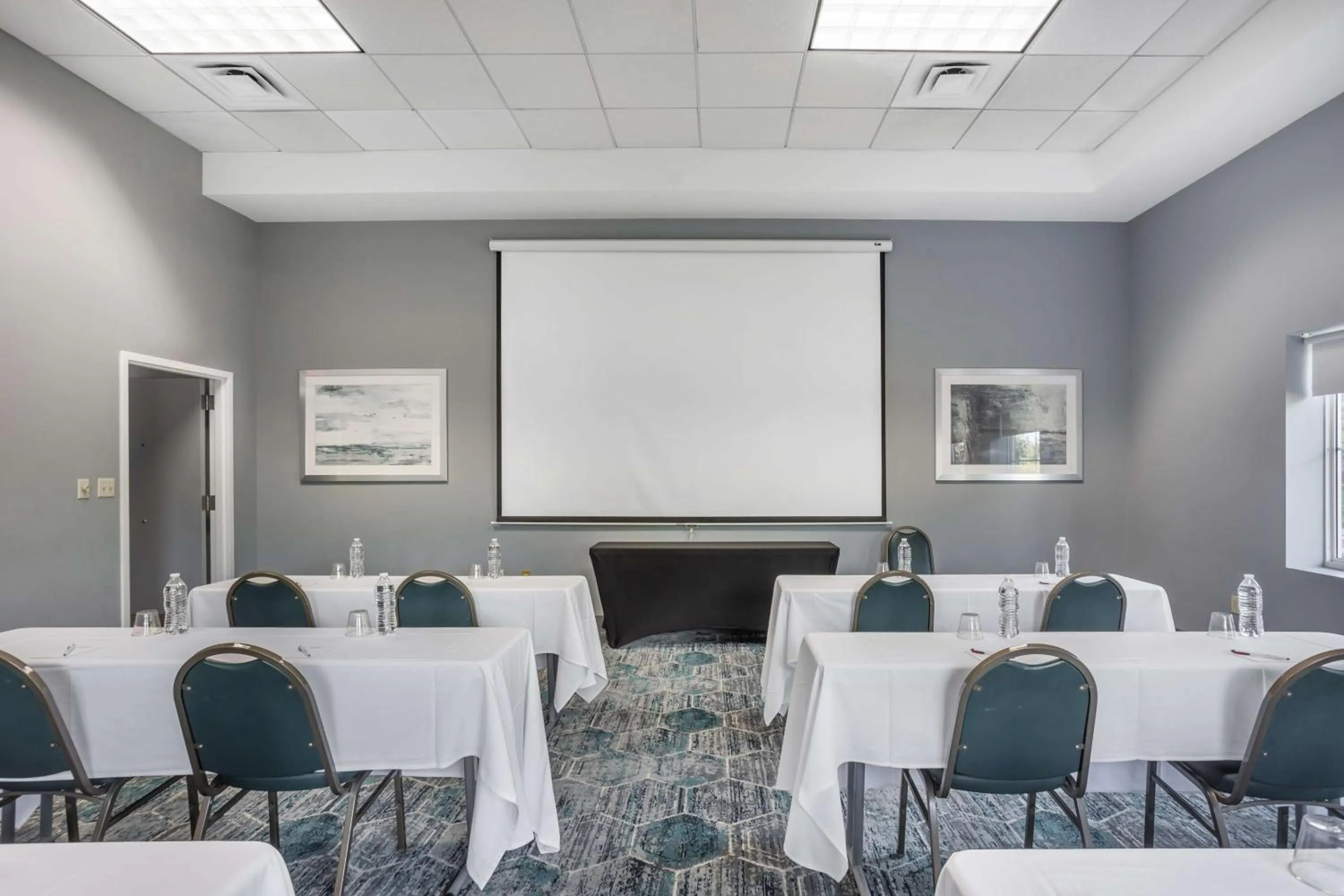 Meeting/conference room in Best Western Plus Wilkes Barre-Scranton Airport Hotel