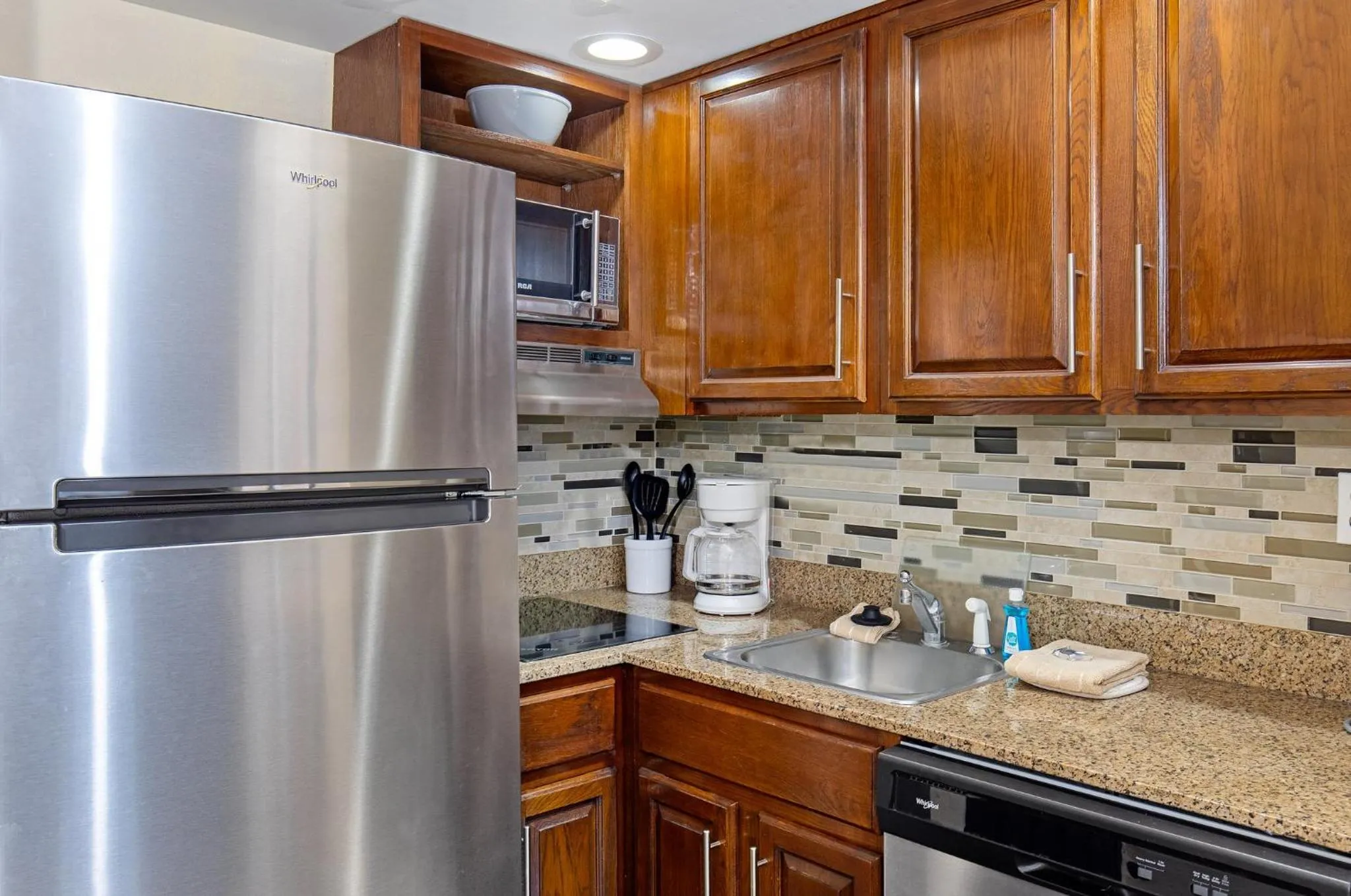 Photo of the whole room in Staybridge Suites-Knoxville Oak Ridge by IHG