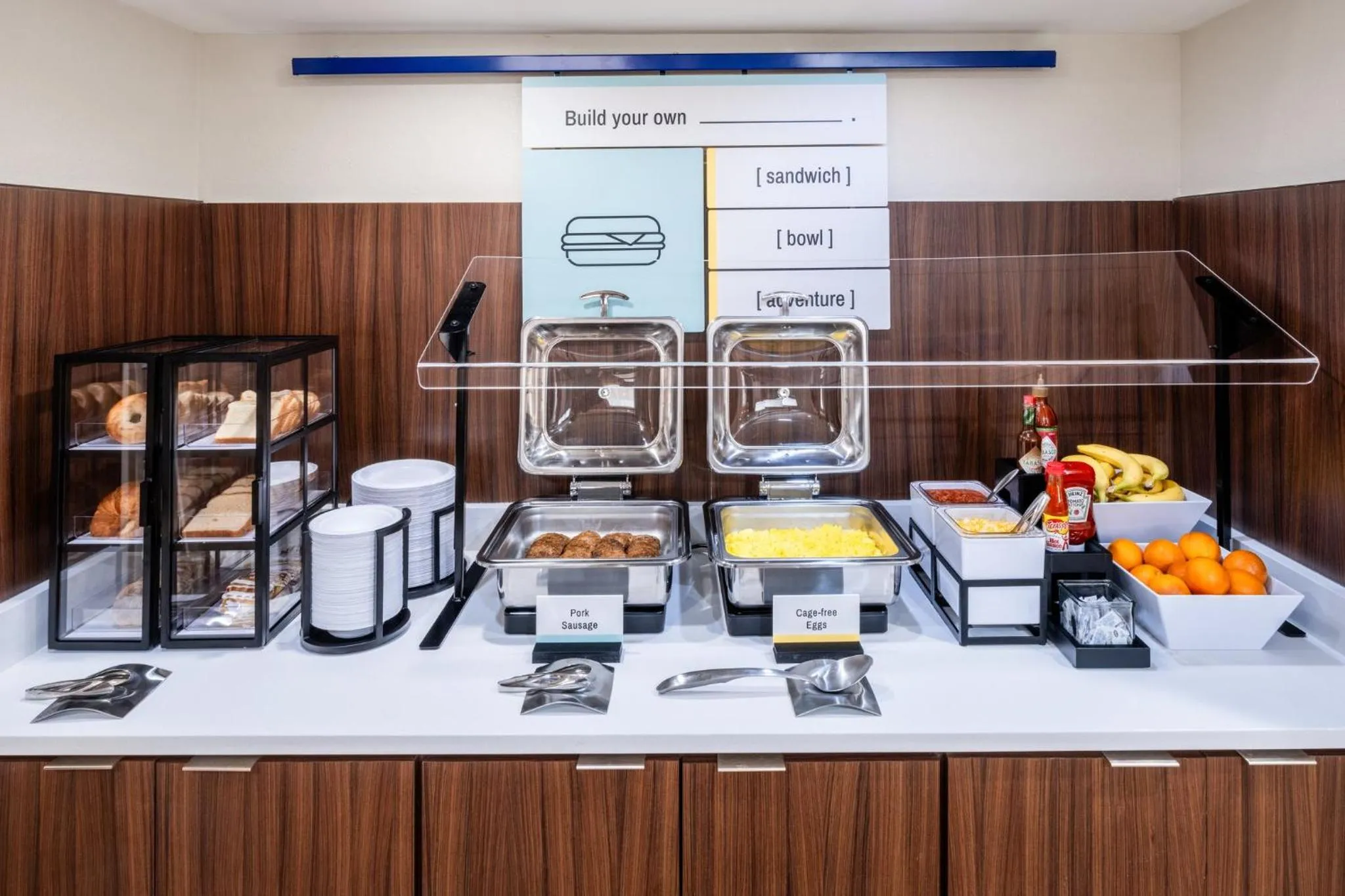 Breakfast in Garner Hotel Brookings by IHG