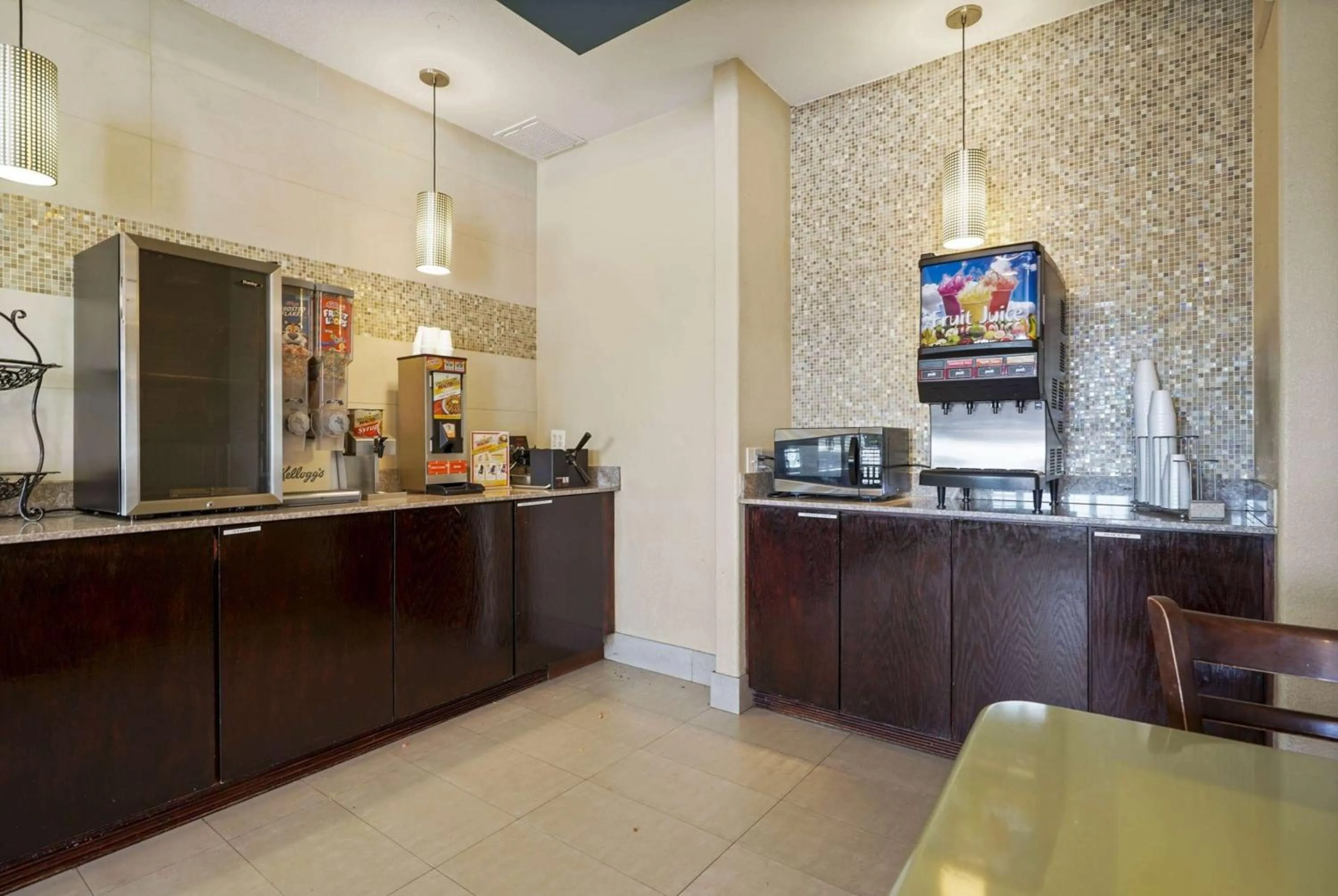 Breakfast in La Quinta by Wyndham Henderson-Northeast Denver