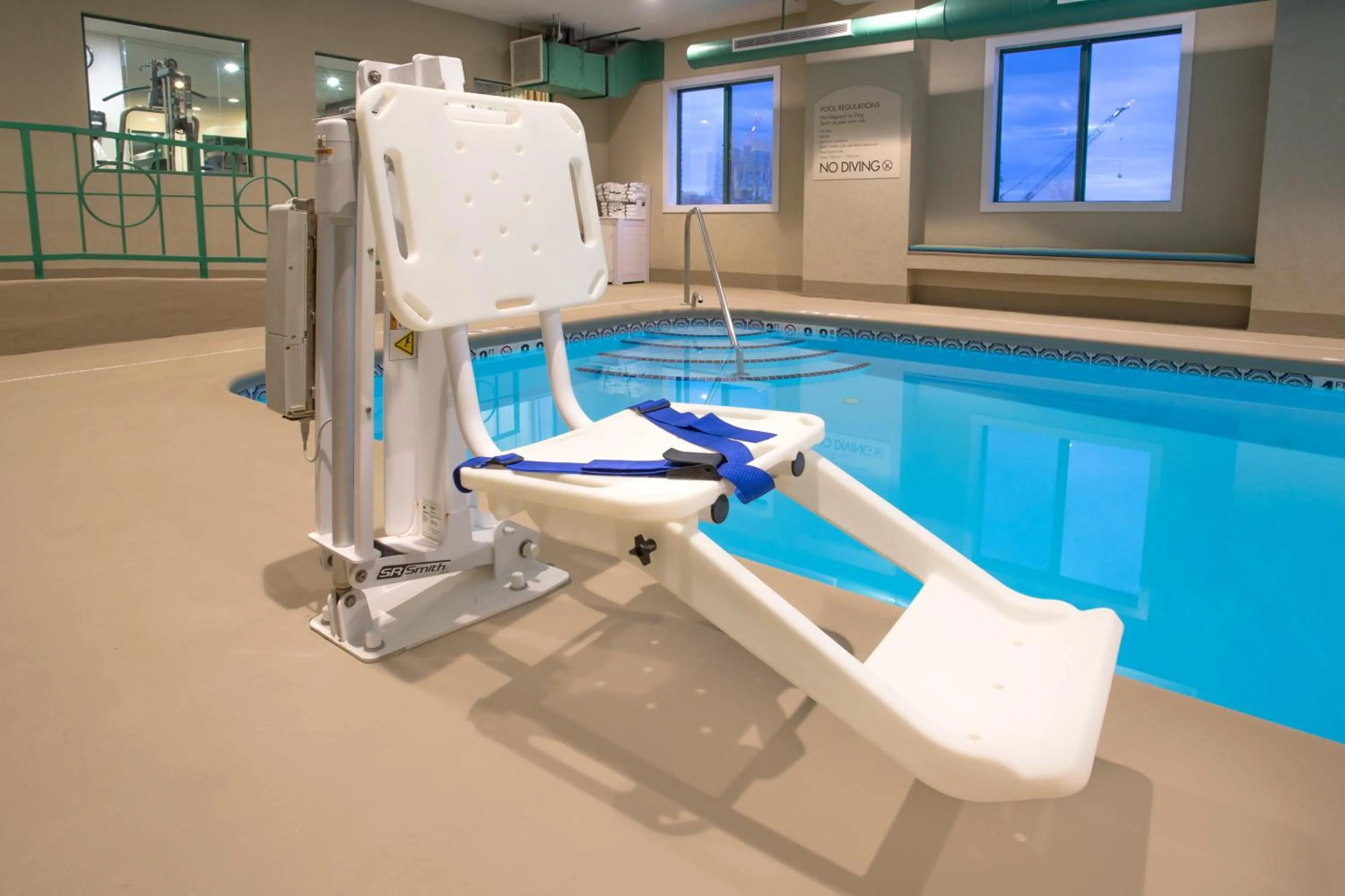 Swimming pool in Sleep Inn & Suites