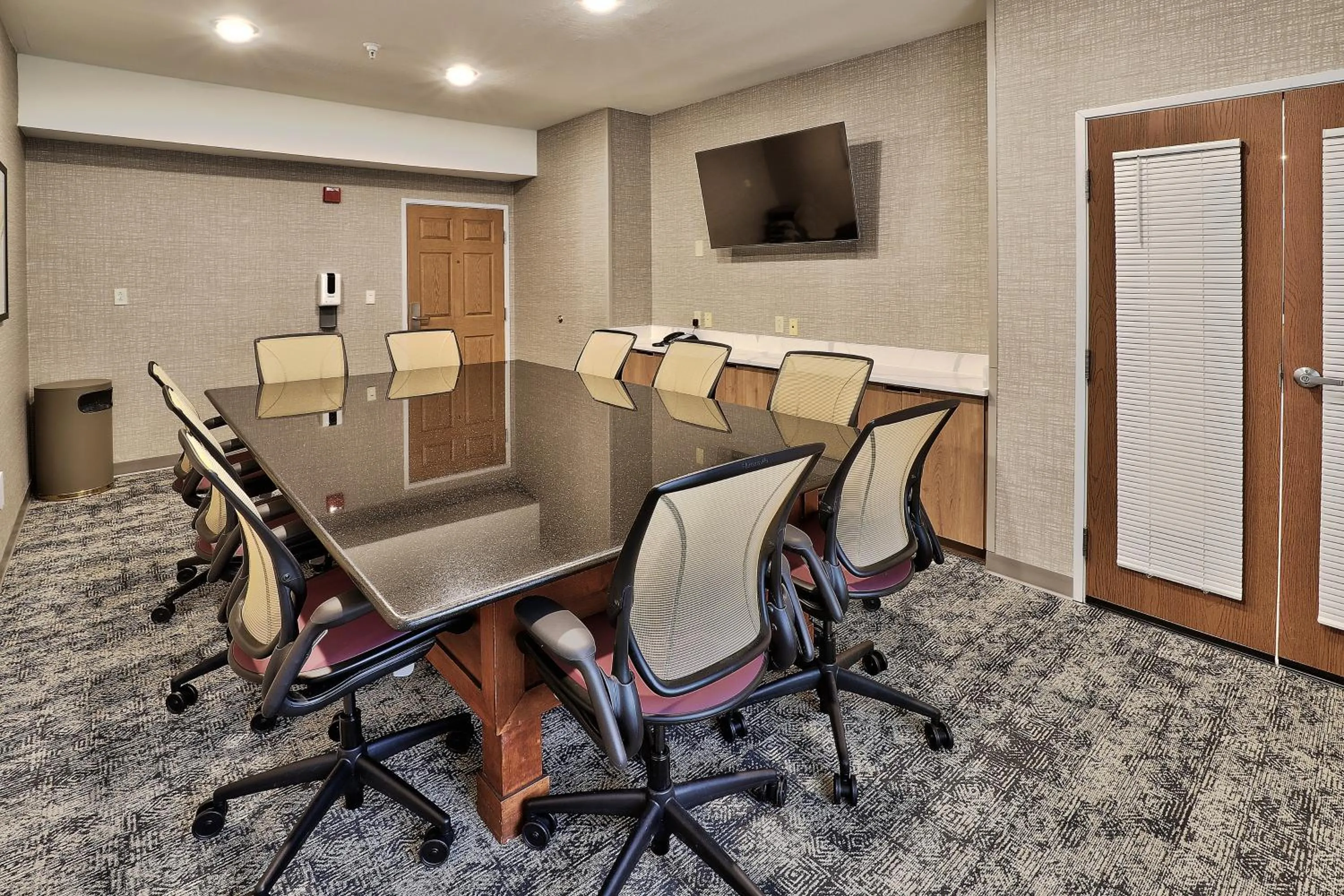 Meeting/conference room in Staybridge Suites - Albuquerque Airport by IHG