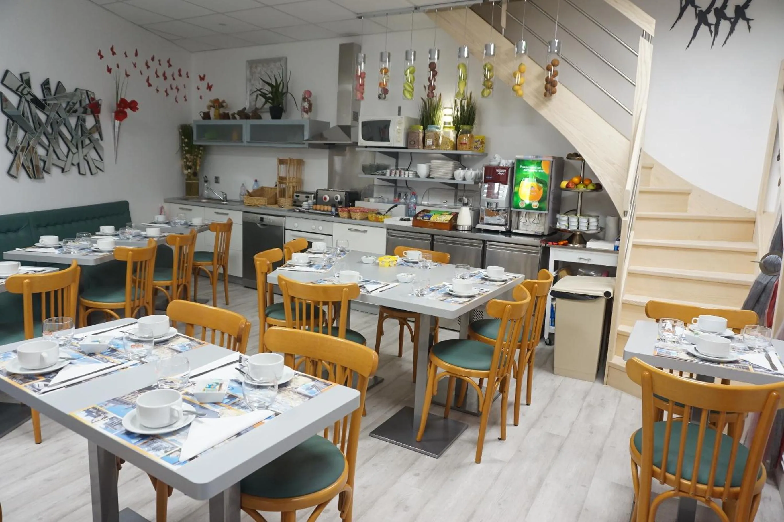 Restaurant/places to eat in Hotel Du Moulin d'Or