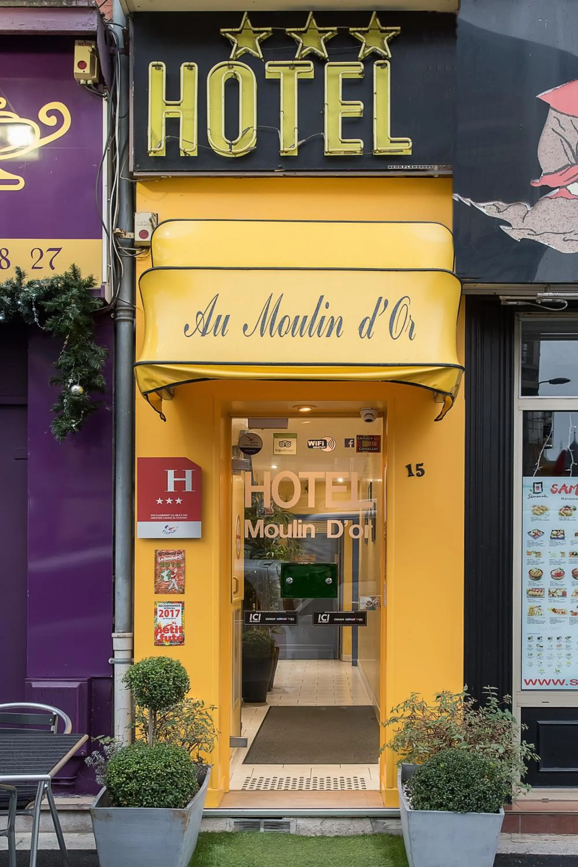 Facade/entrance in Hotel Du Moulin d'Or