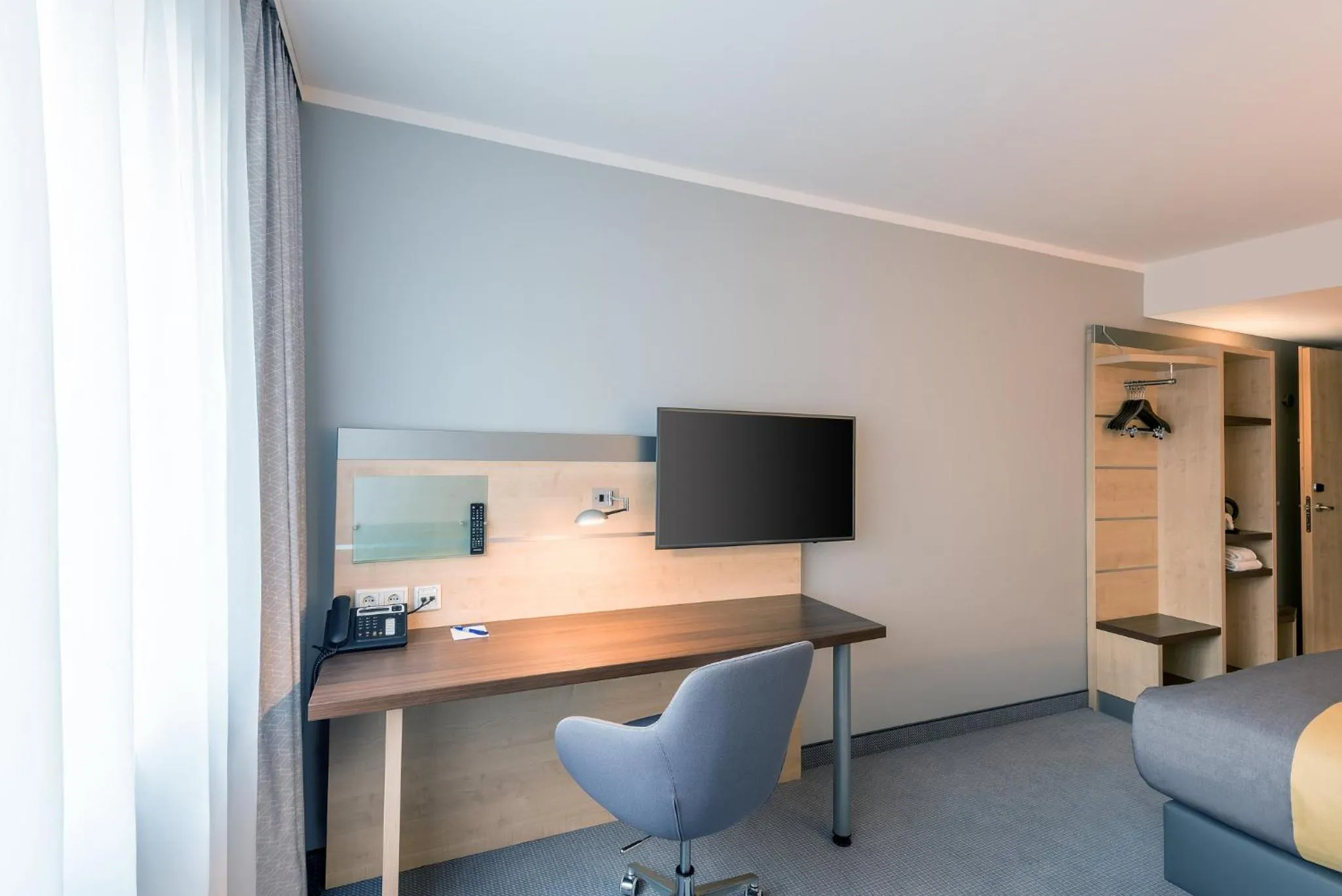 Photo of the whole room in Holiday Inn Express Gütersloh by IHG