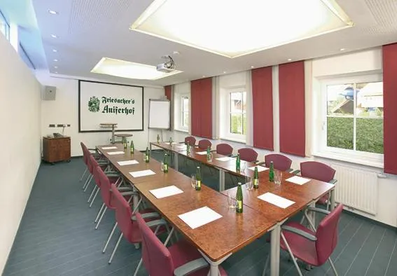 Business facilities in Hotel Friesacher`s Aniferhof
