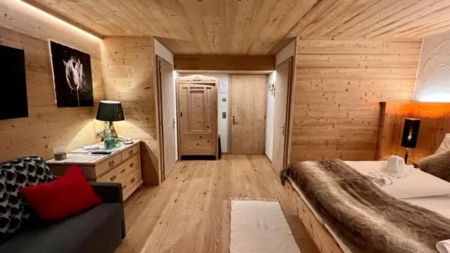 Photo of the whole room, Bed in Hotel Gasthof Adler