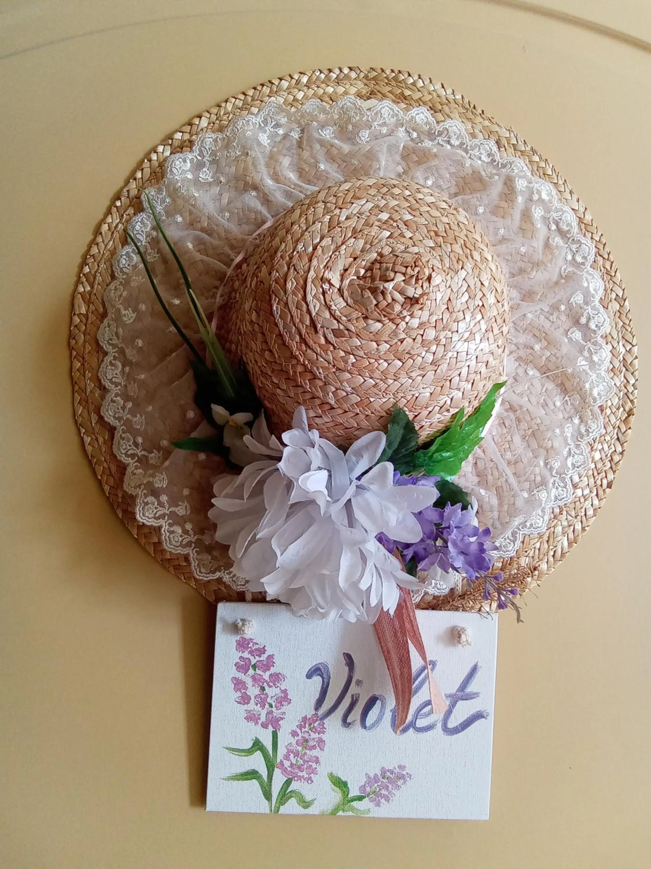 Decorative detail in Locadiera Pansion